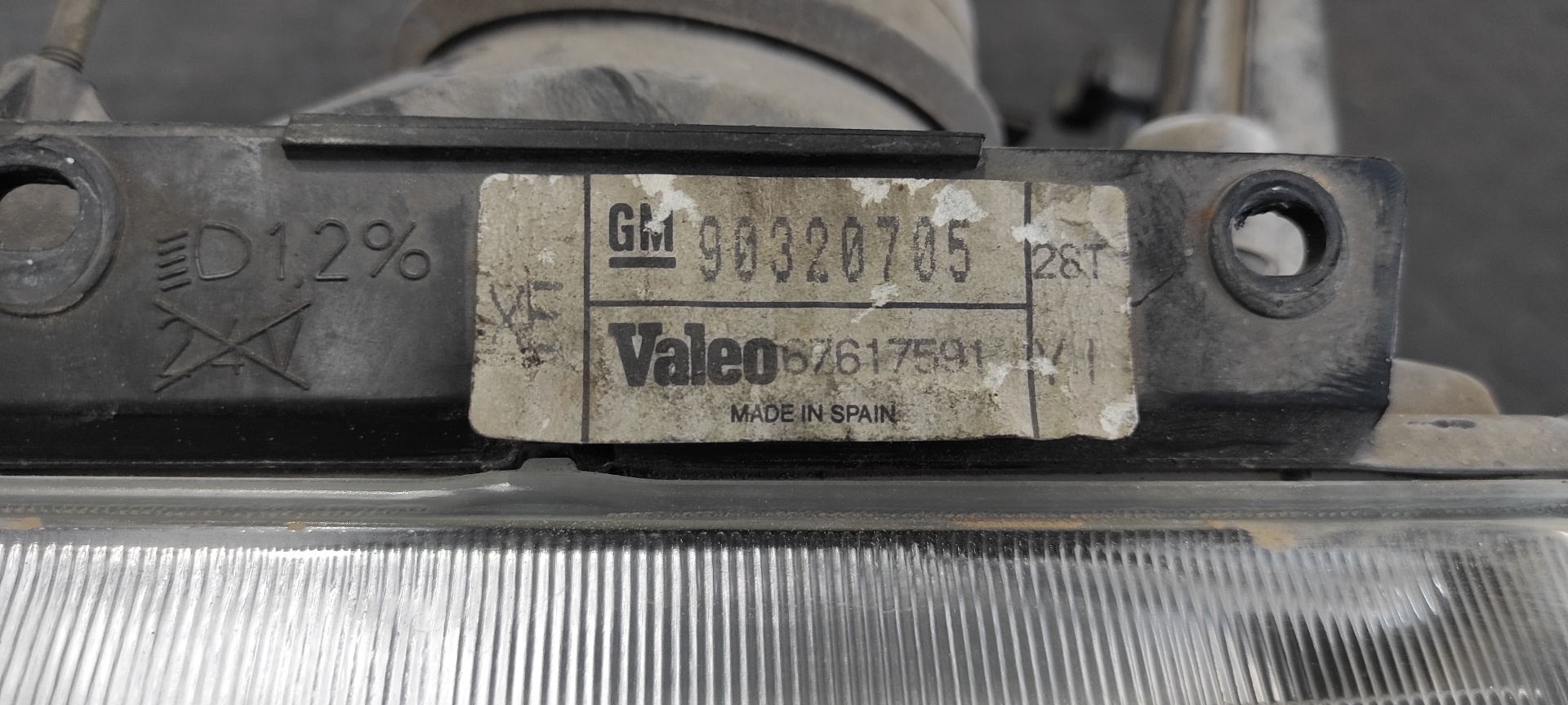 FARO IZQUIERDO OPEL CORSA A - vista 4