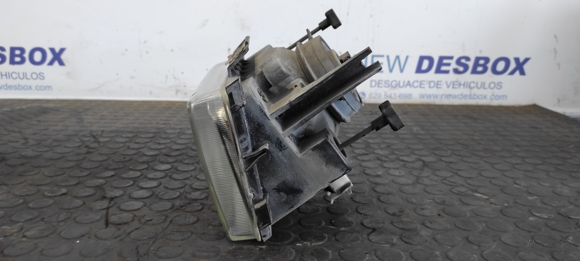 FARO IZQUIERDO OPEL CORSA A - vista 2