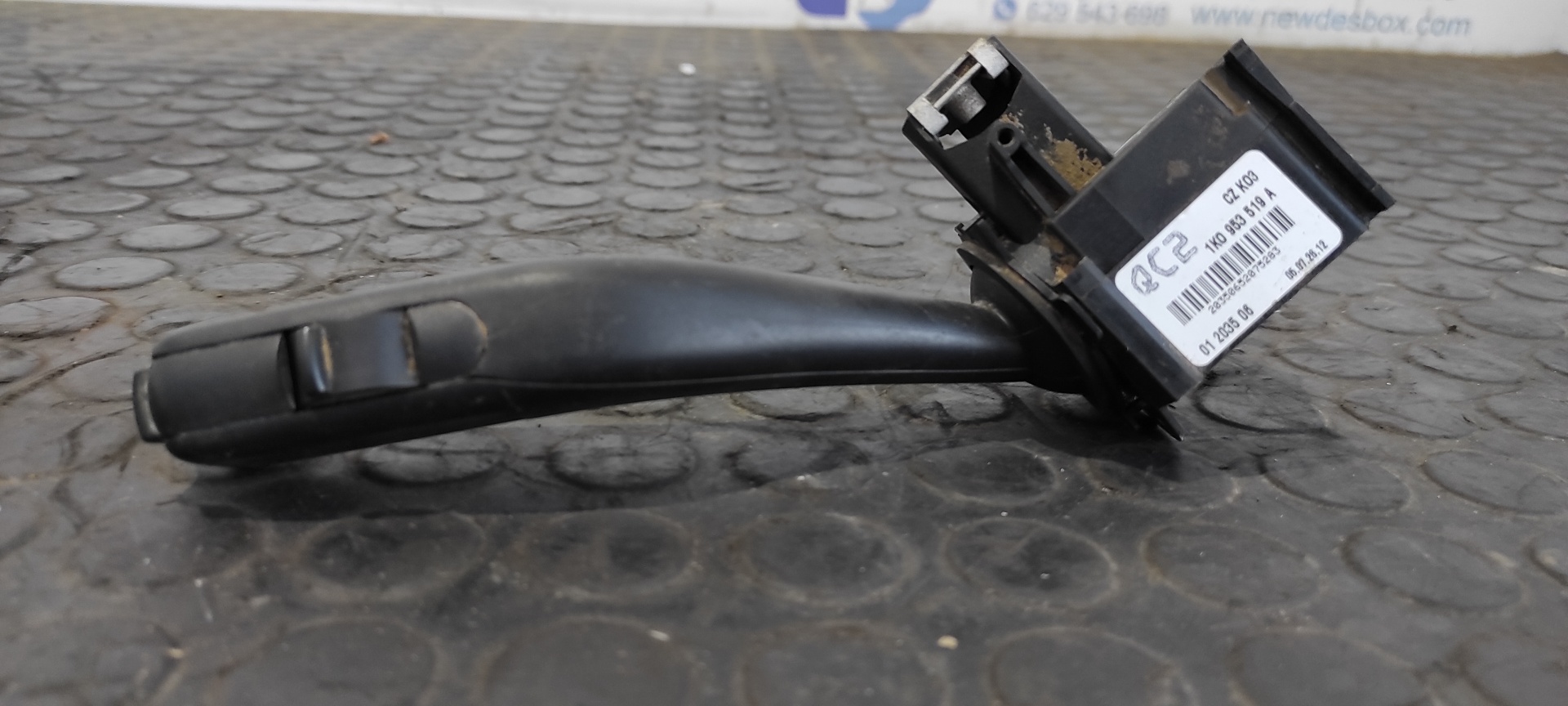 MANDO LIMPIA VOLKSWAGEN CADDY KA/KB (2K) - vista 4