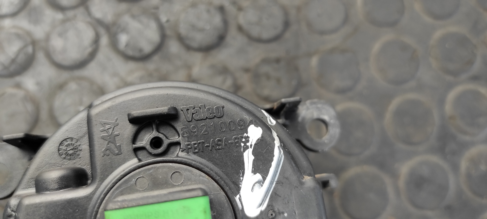 FARO ANTINIEBLA IZQUIERDO RENAULT MEGANE III BERLINA 5 P - vista 2