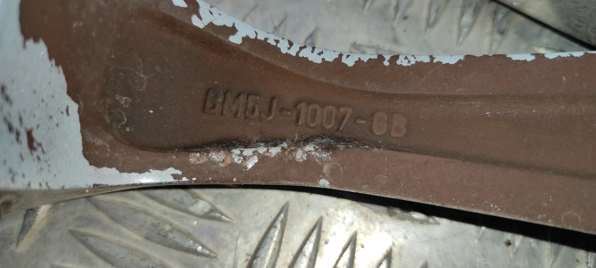 LLANTA FORD GRAND C-MAX - vista 2