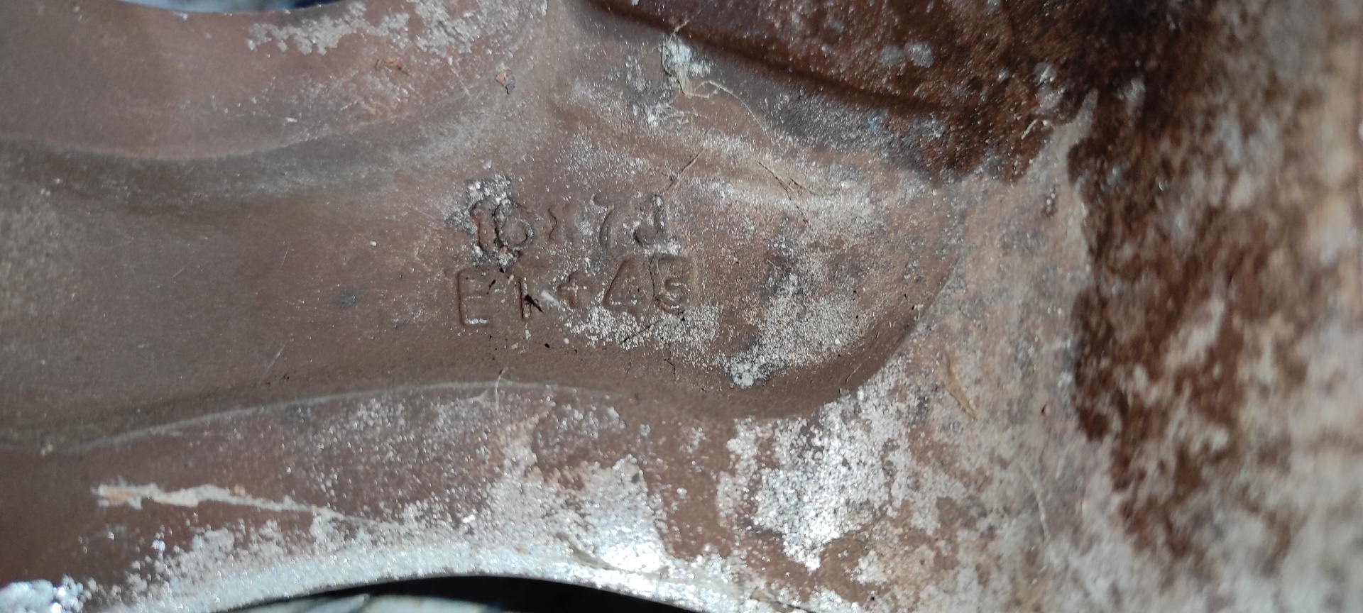 LLANTA SSANGYONG REXTON - vista 2