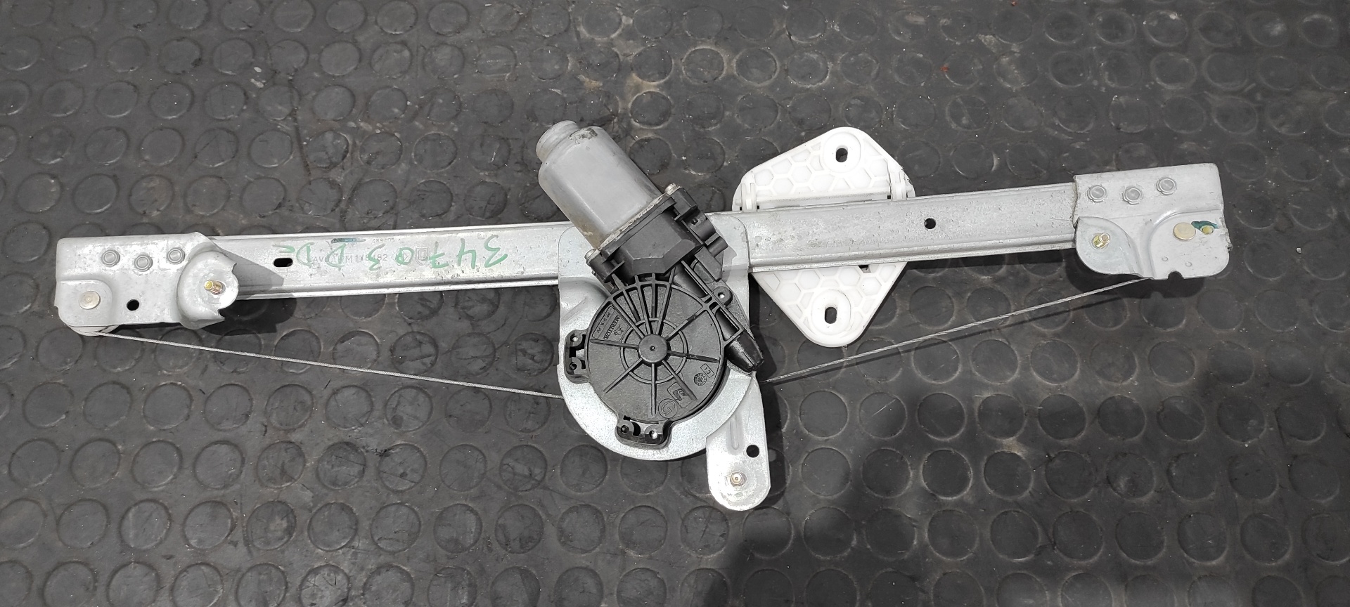 ELEVALUNAS DELANTERO DERECHO DACIA LOGAN