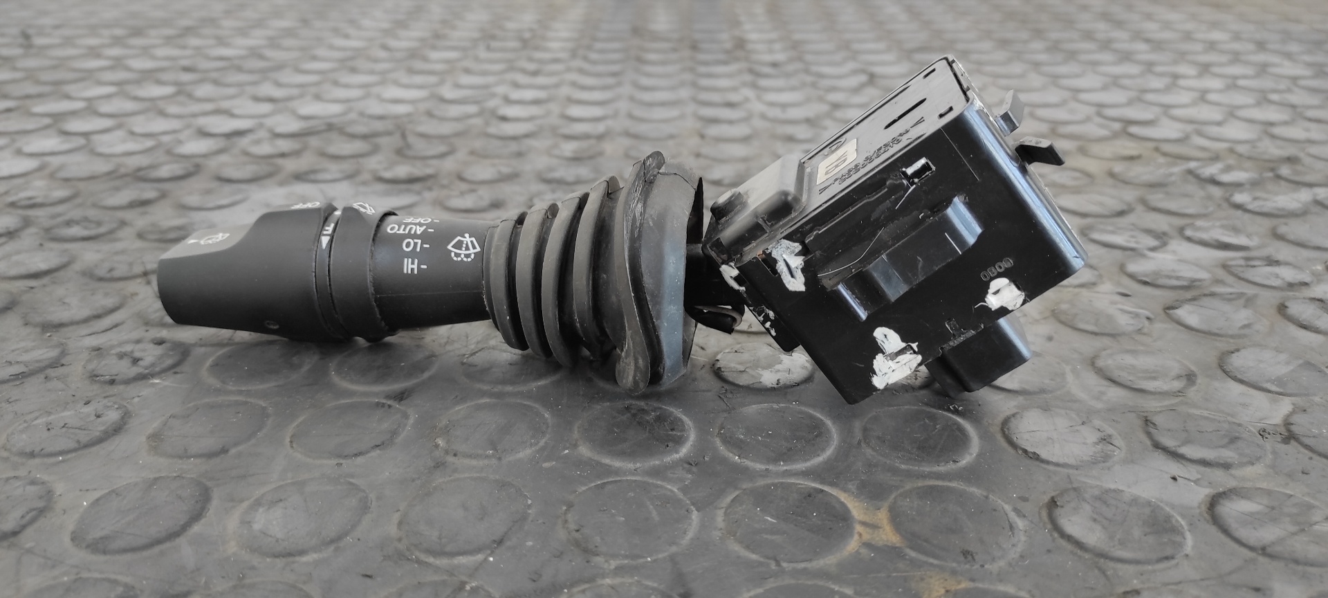 MANDO LIMPIA CHEVROLET CAPTIVA - vista 5