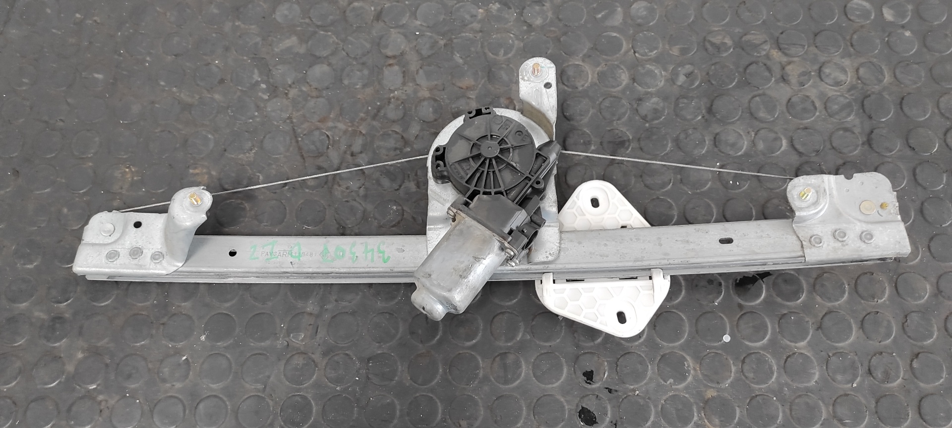 ELEVALUNAS DELANTERO IZQUIERDO DACIA LOGAN