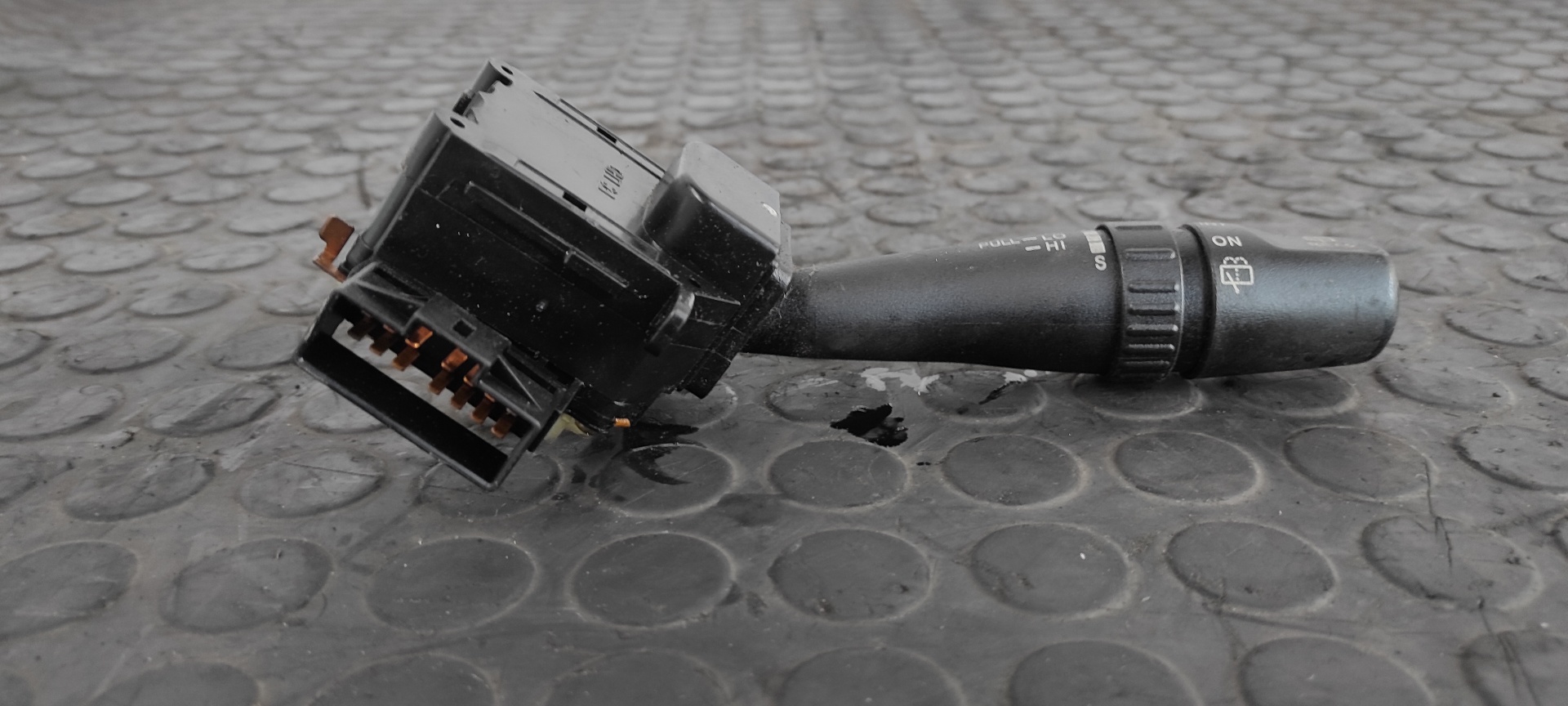 MANDO LIMPIA KIA CERATO - vista 2