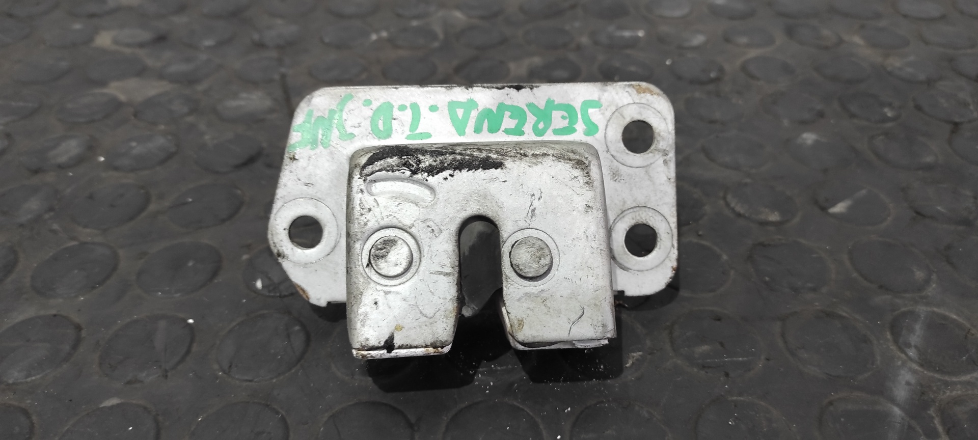 CERRADURA PUERTA TRASERA DERECHA NISSAN SERENA (C23M)