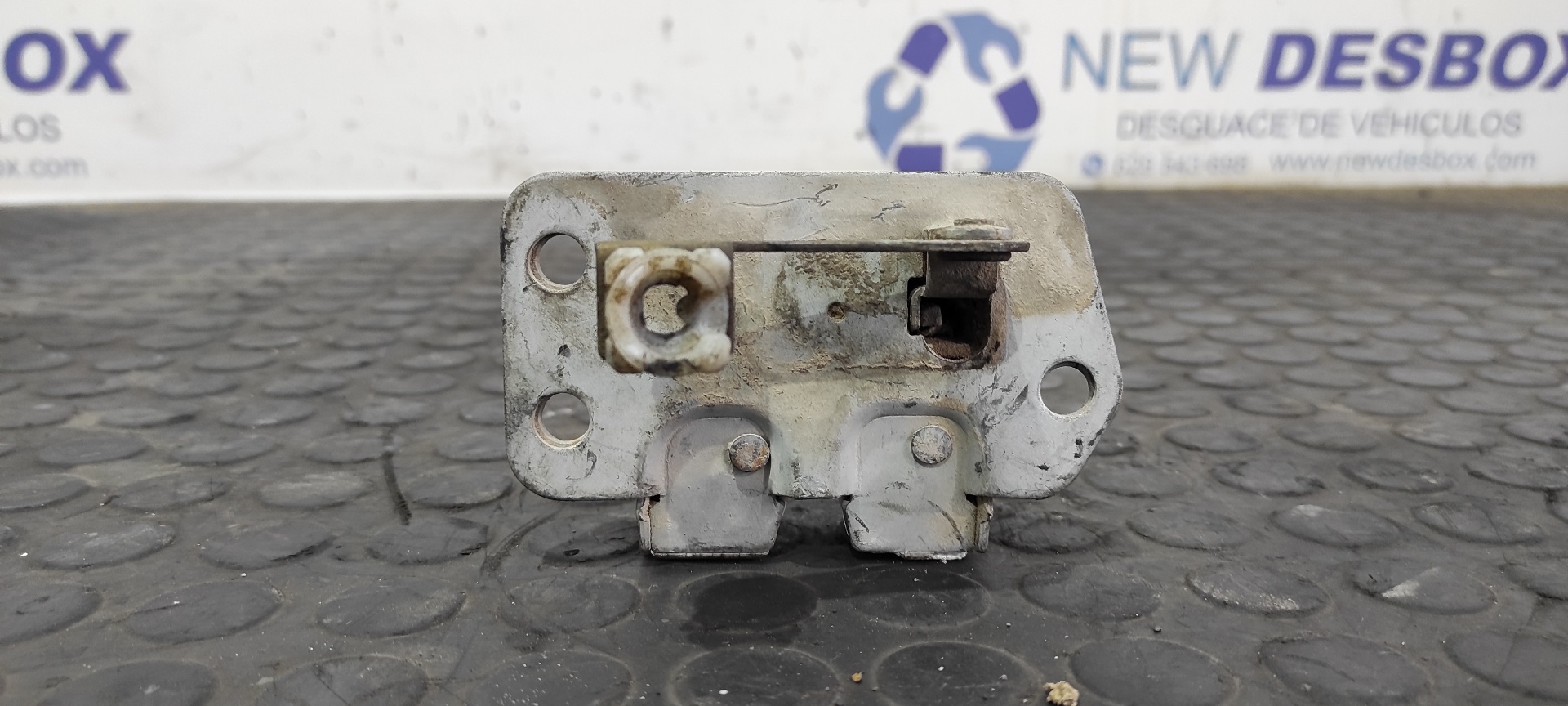 CERRADURA PUERTA TRASERA DERECHA NISSAN SERENA (C23M) - vista 4