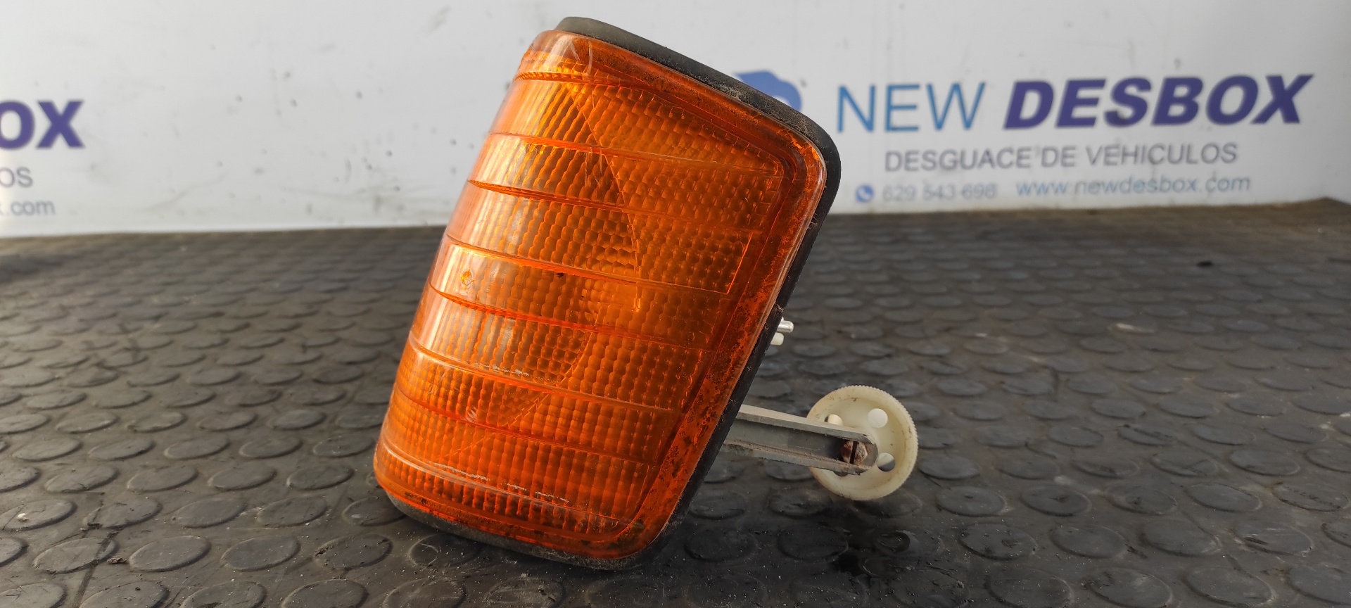 PILOTO DELANTERO IZQUIERDO MERCEDES-BENZ CLASE C (W201) BERLINA - vista 5