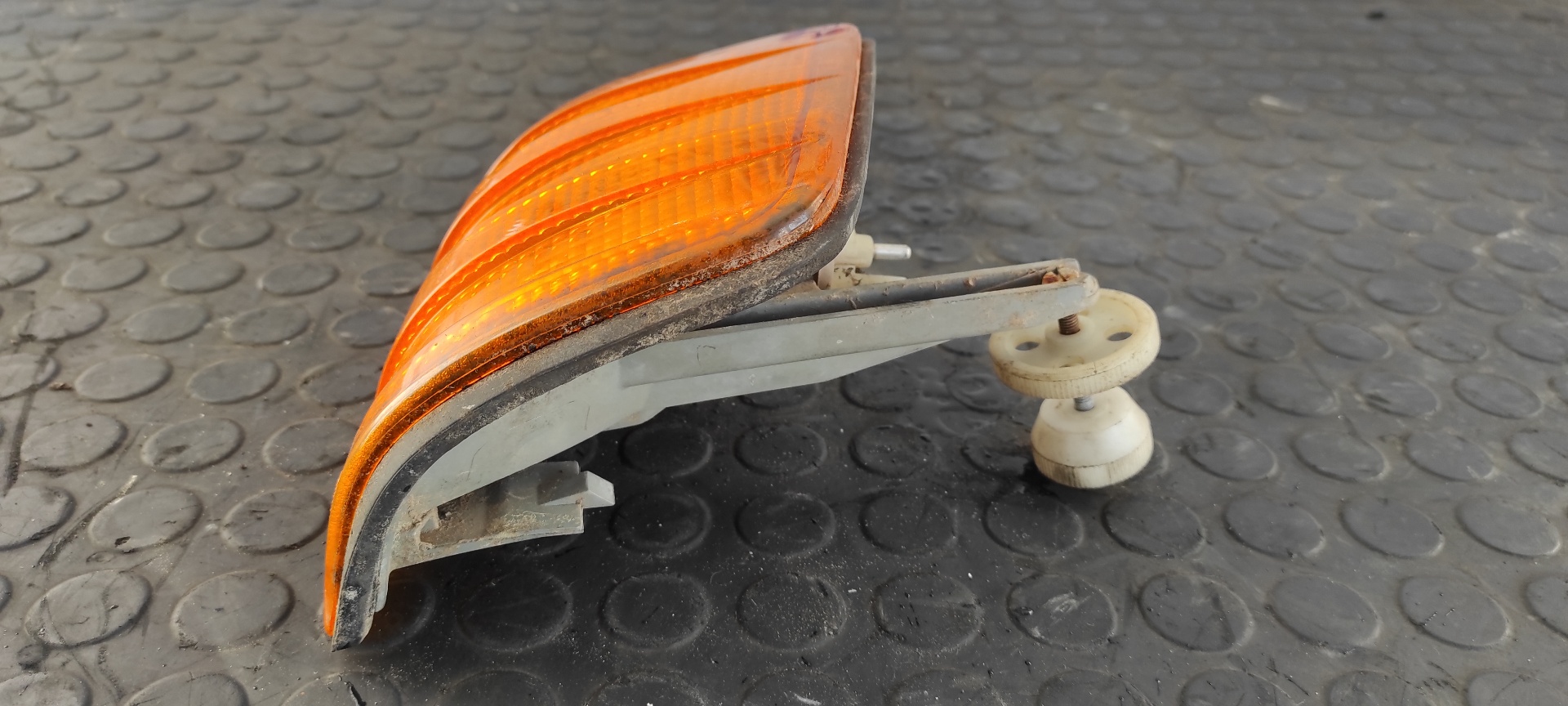 PILOTO DELANTERO IZQUIERDO MERCEDES-BENZ CLASE C (W201) BERLINA - vista 6