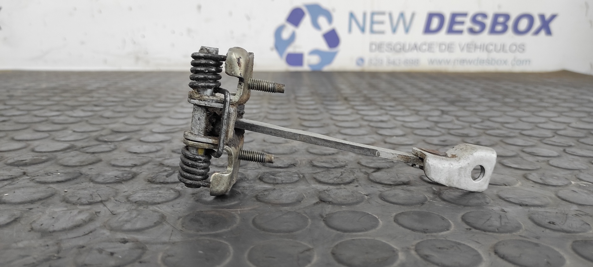 RETENEDOR PUERTA IZQUIERDA  DACIA SANDERO