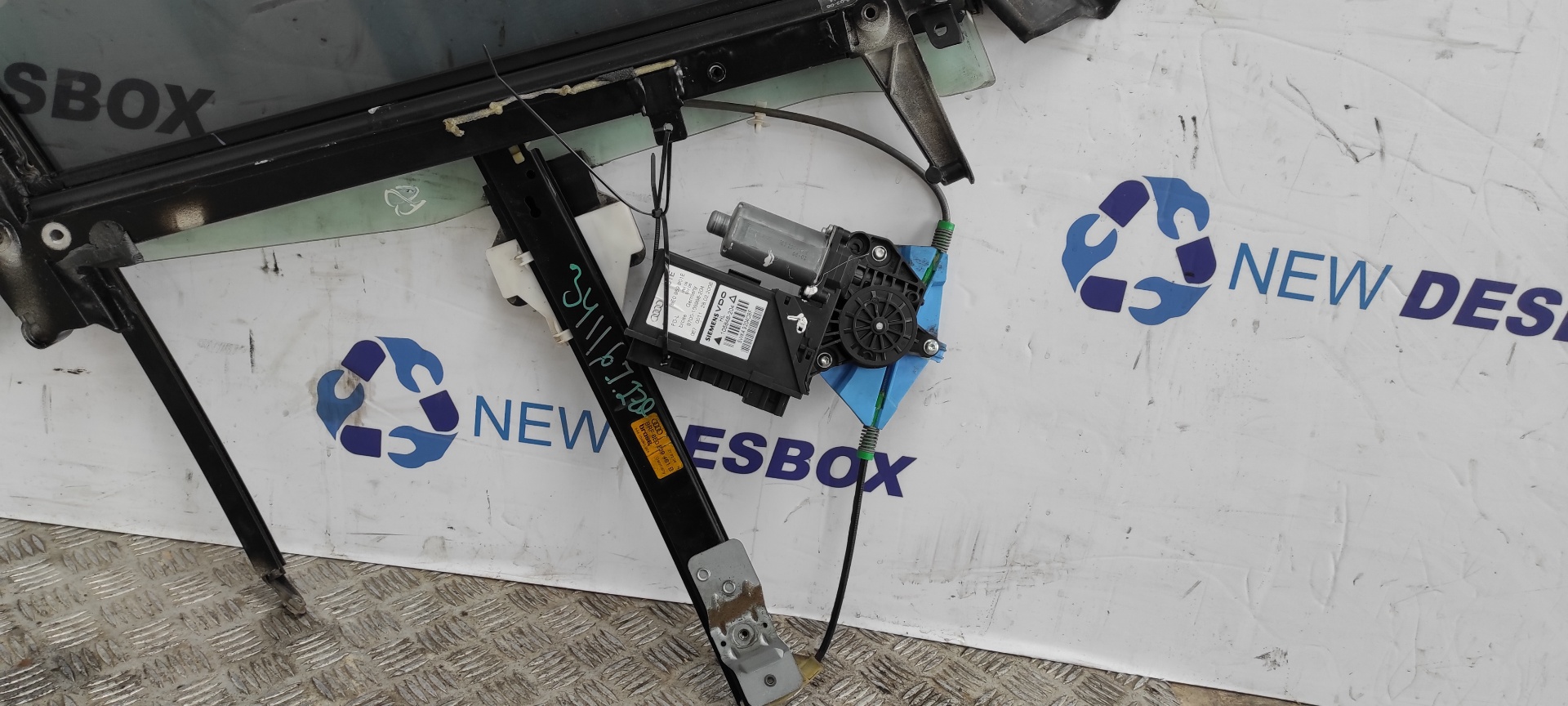 ELEVALUNAS TRASERO IZQUIERDO AUDI A4 AVANT (8E) - vista 4