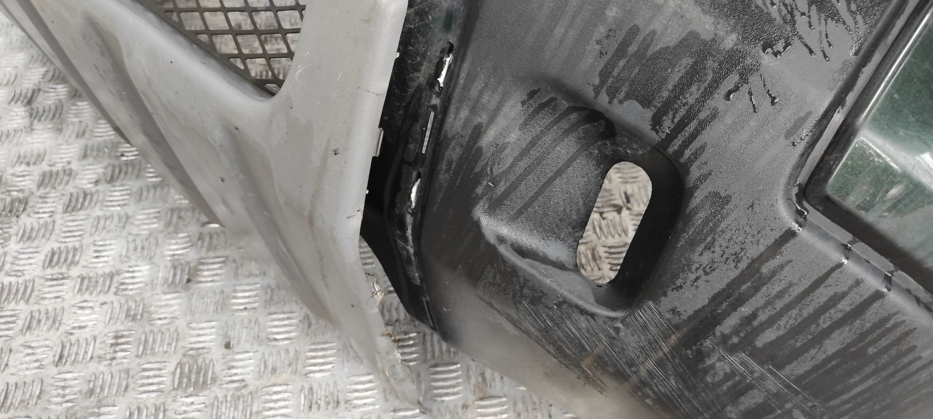 PARAGOLPES DELANTERO LAND ROVER FREELANDER (LN) - vista 2