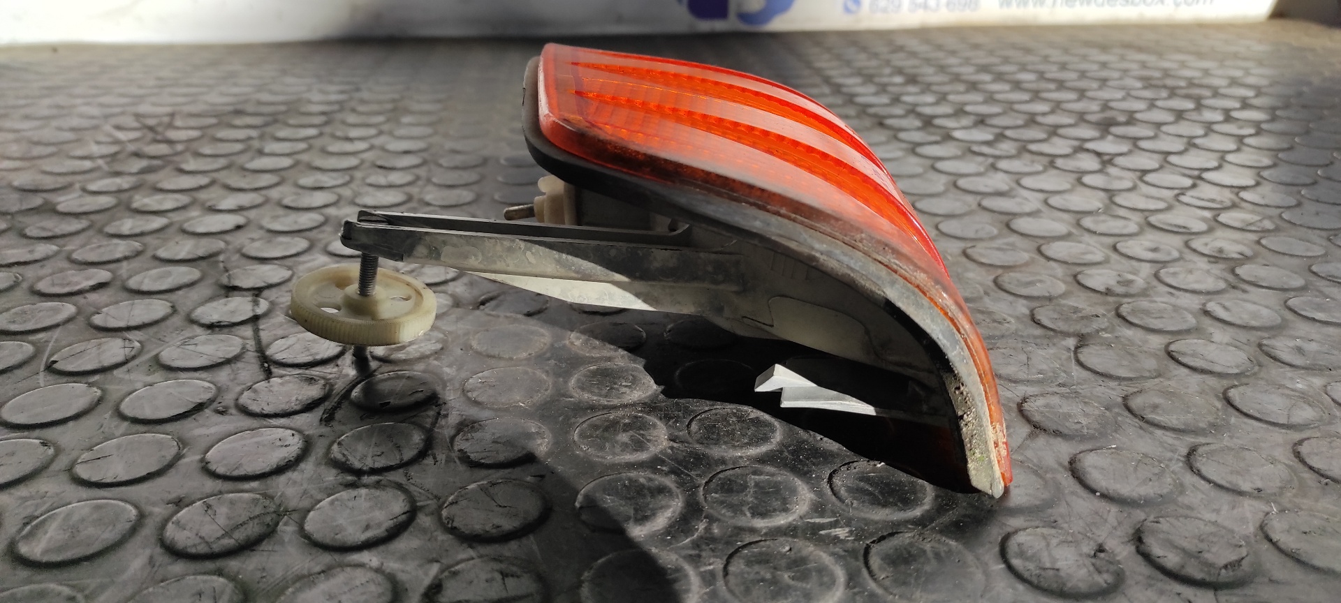 PILOTO DELANTERO DERECHO MERCEDES-BENZ CLASE C (W201) BERLINA - vista 6