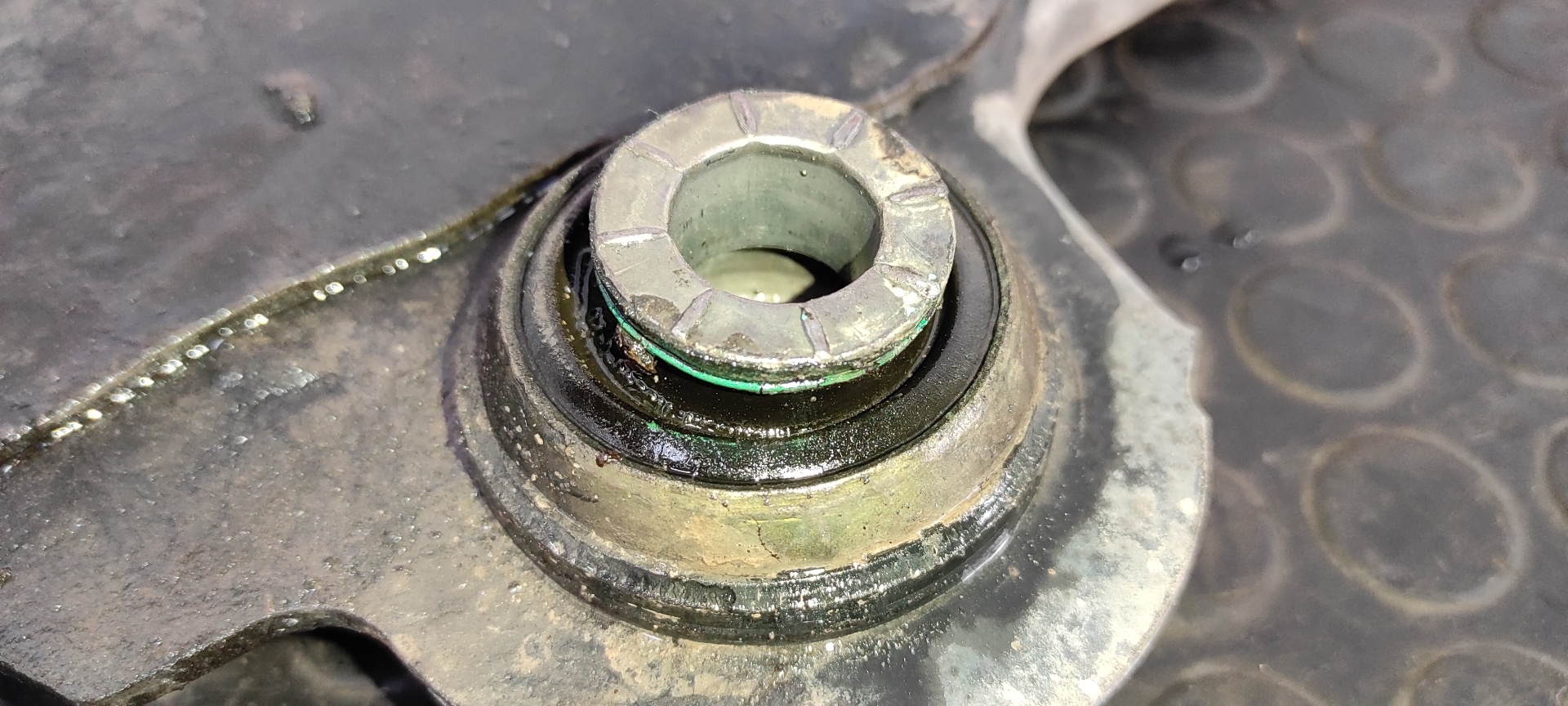 BRAZO DERECHO INFERIOR DELANTERO RENAULT TRAFIC CAJA CERRADA (AB 4.01) - vista 7