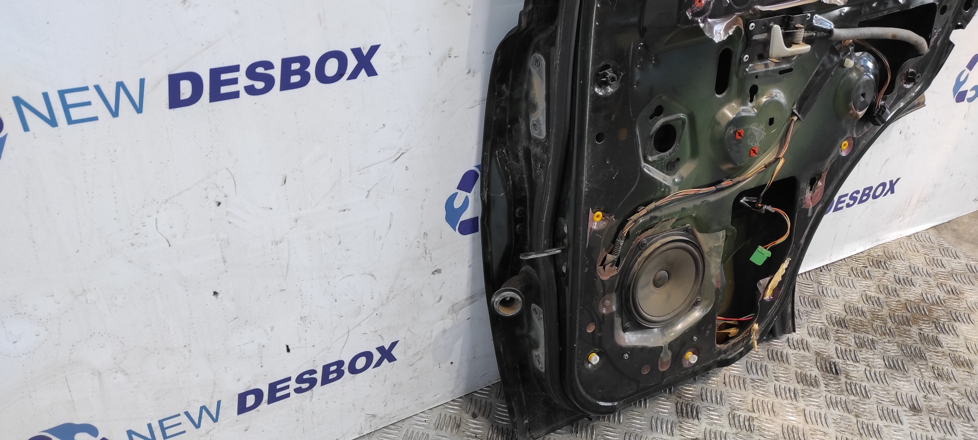 PUERTA TRASERA DERECHA LAND ROVER FREELANDER (LN) - vista 2