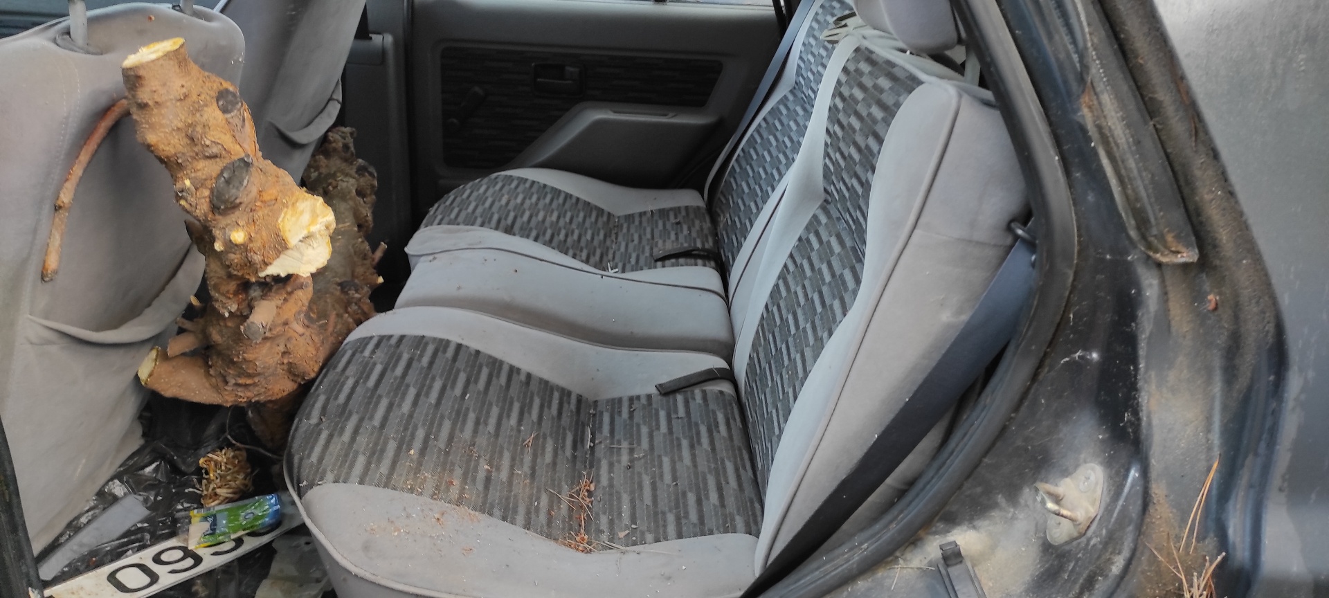 REJILLA DELANTERA OPEL FRONTERA A - vista 2