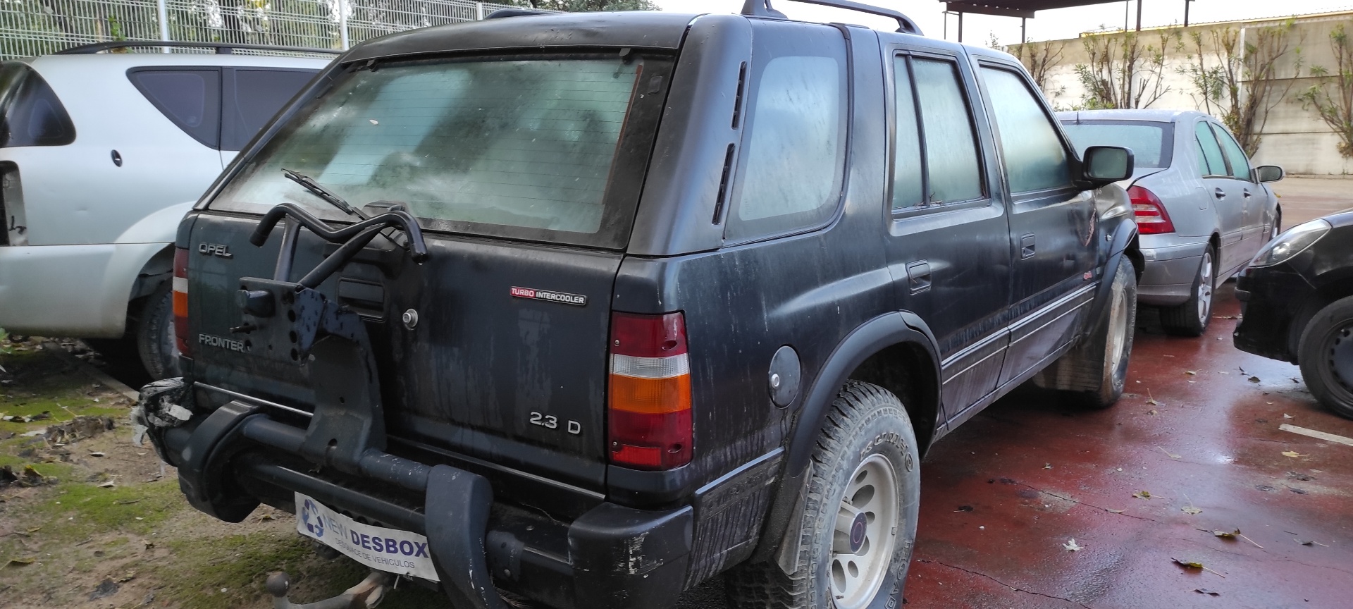 REJILLA DELANTERA OPEL FRONTERA A - vista 4