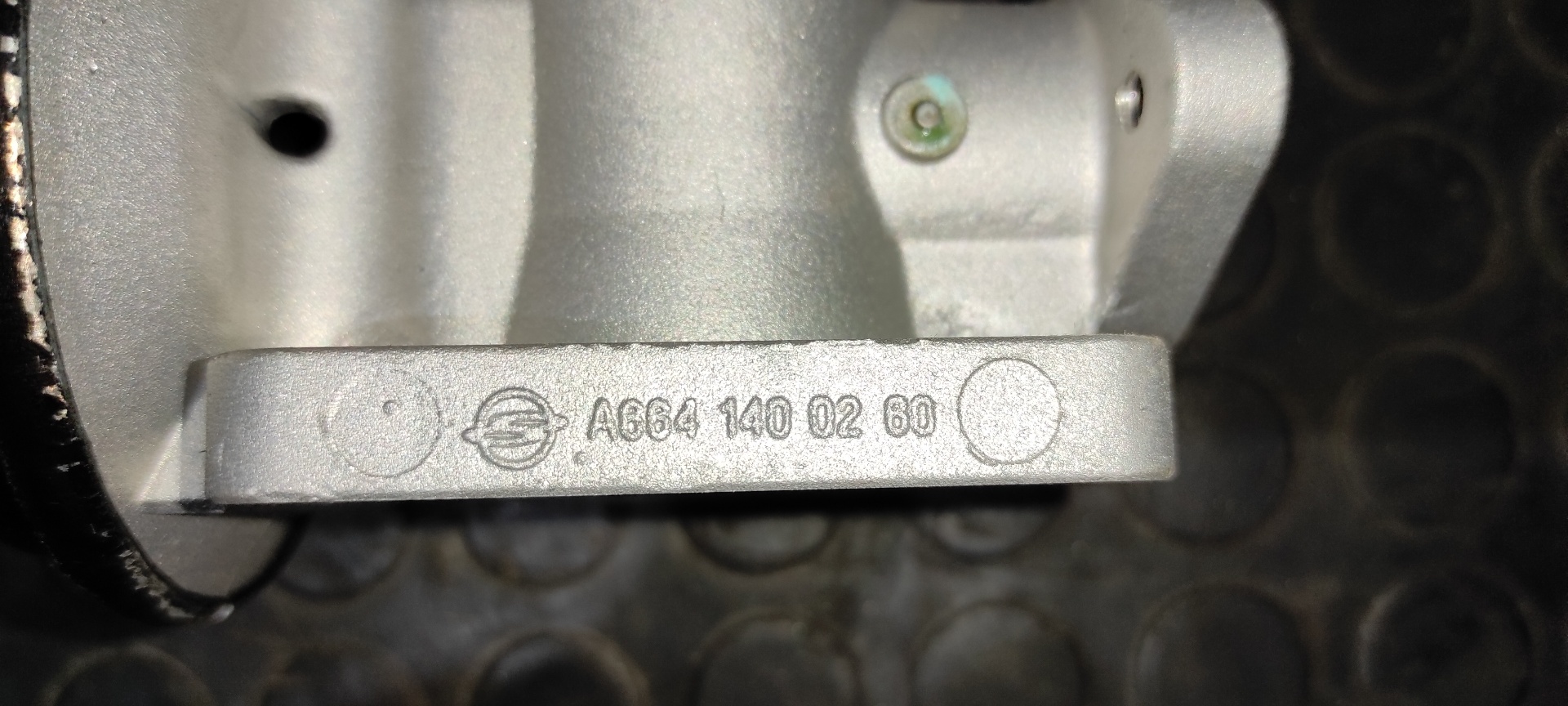 VALVULA EGR SSANGYONG KYRON 2.0 - vista 2