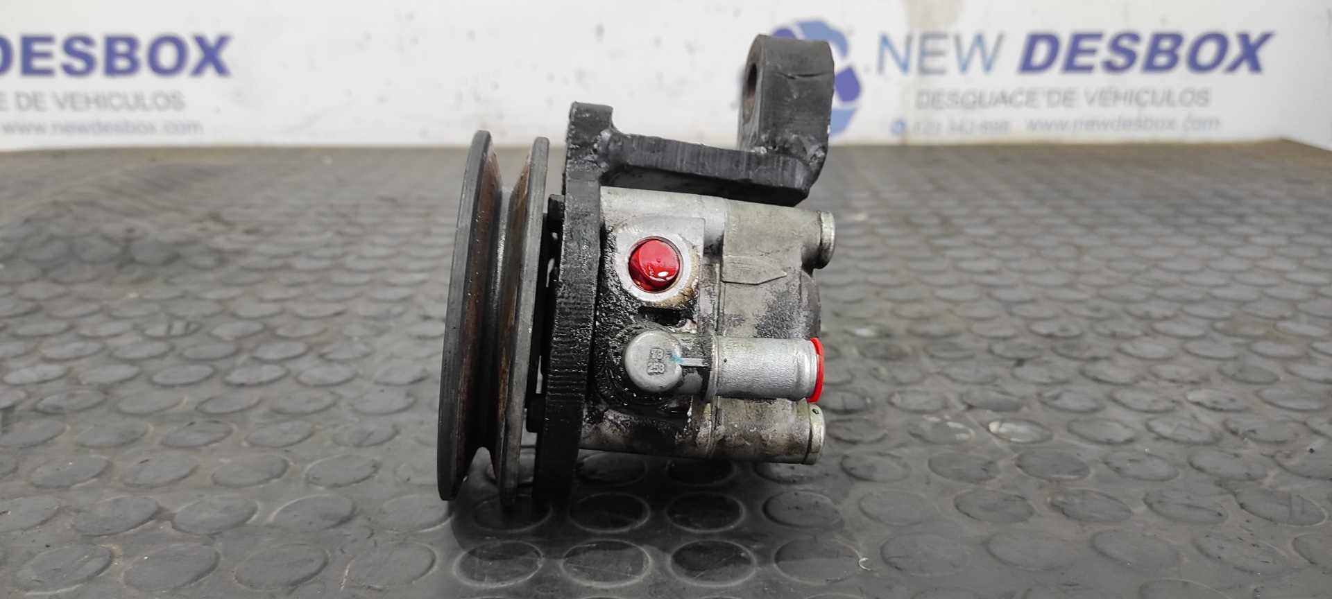 BOMBA DIRECCION TATA GRAND SAFARI - vista 4