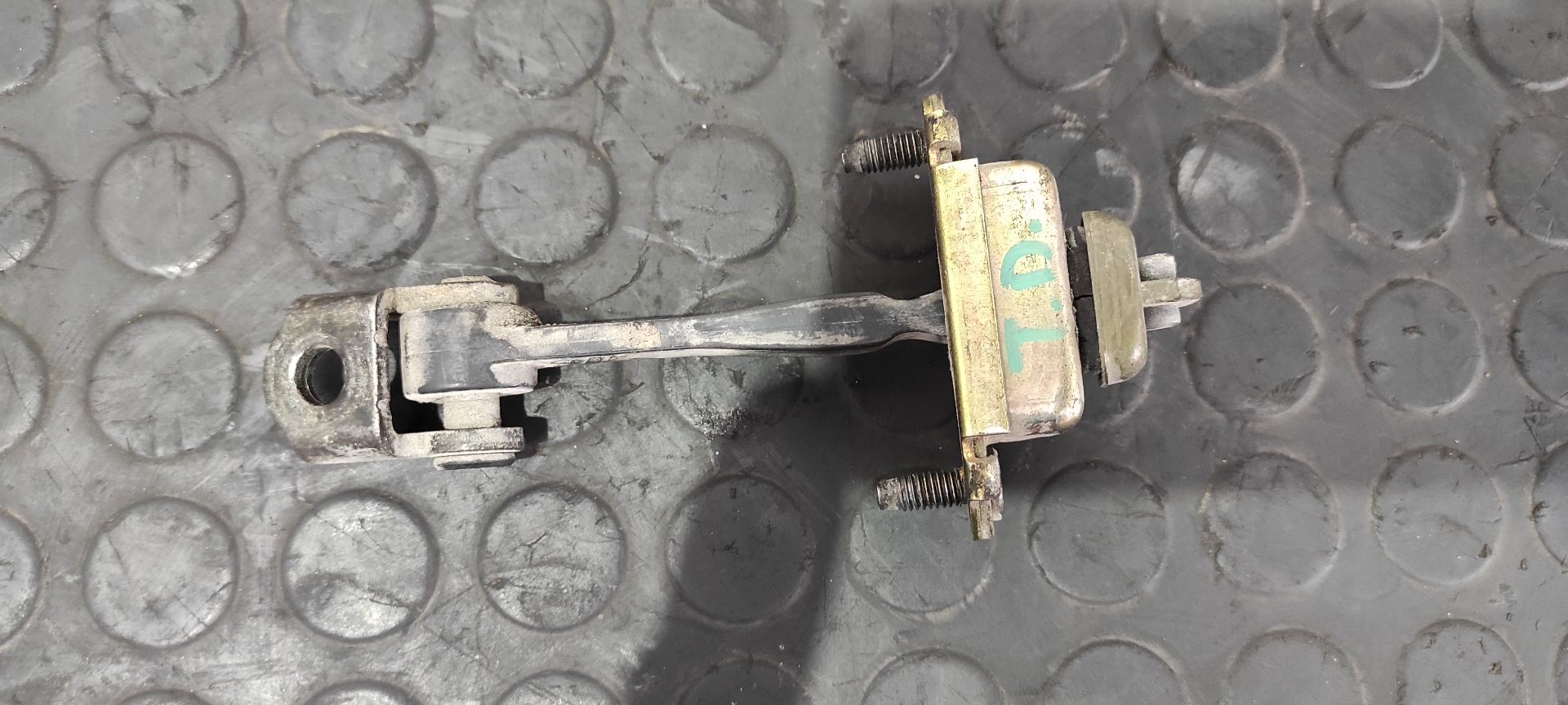 RETENEDOR PUERTA DERECHA FORD FOCUS BERLINA (CAK) - vista 4