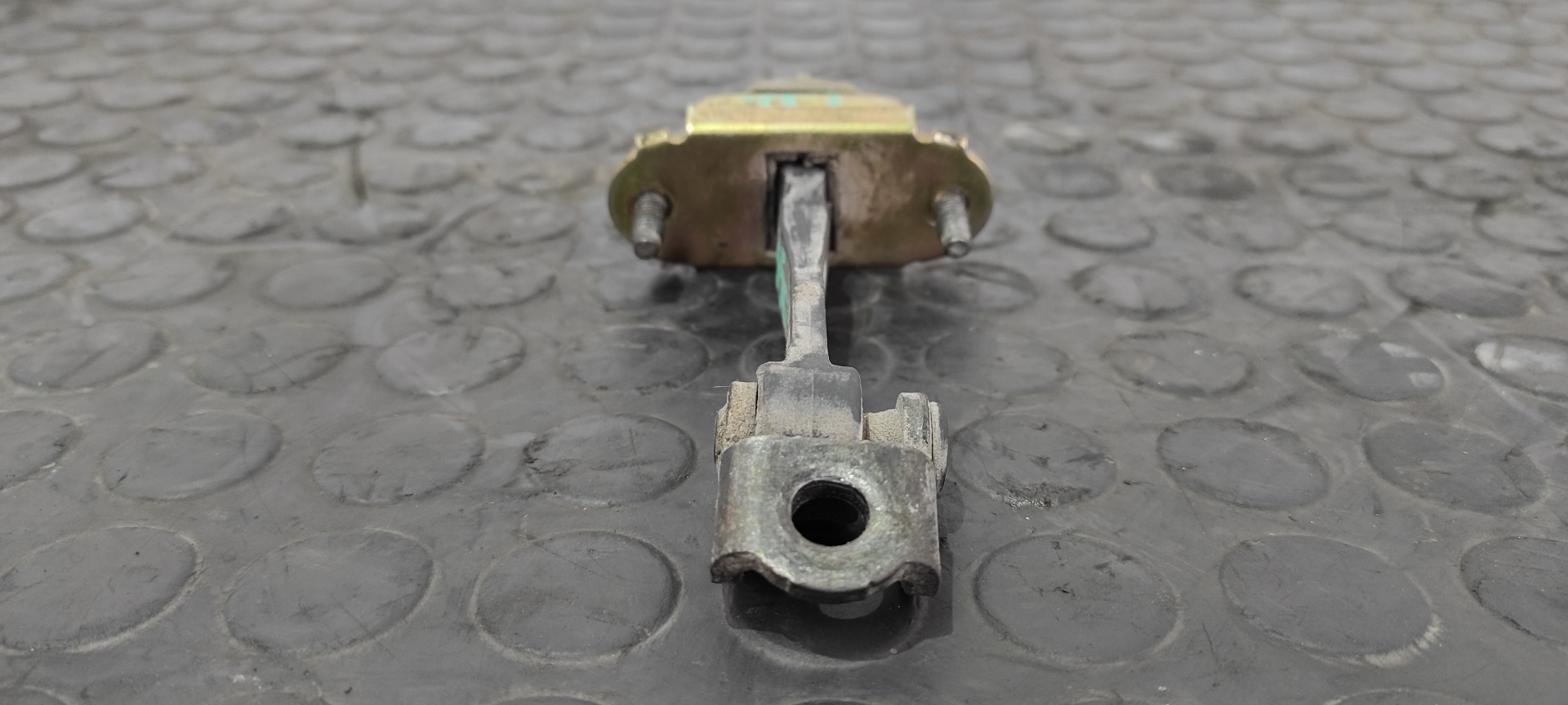 RETENEDOR PUERTA DERECHA FORD FOCUS BERLINA (CAK) - vista 2