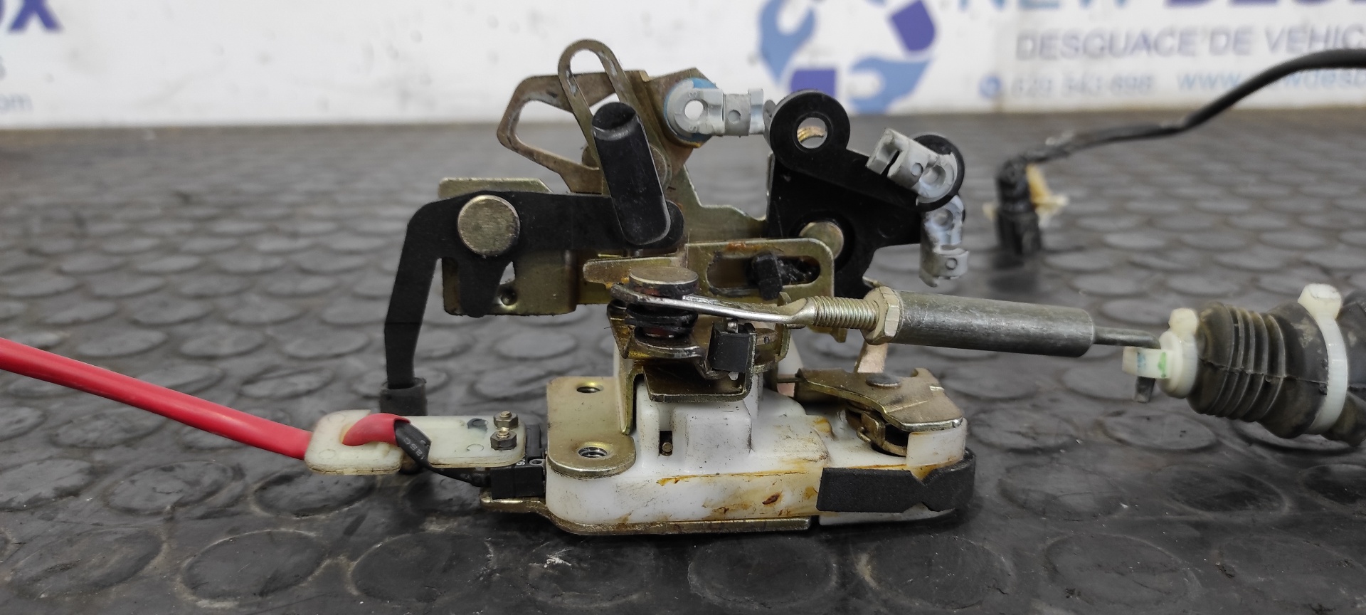 CERRADURA PUERTA TRASERA IZQUIERDA TATA GRAND SAFARI - vista 6