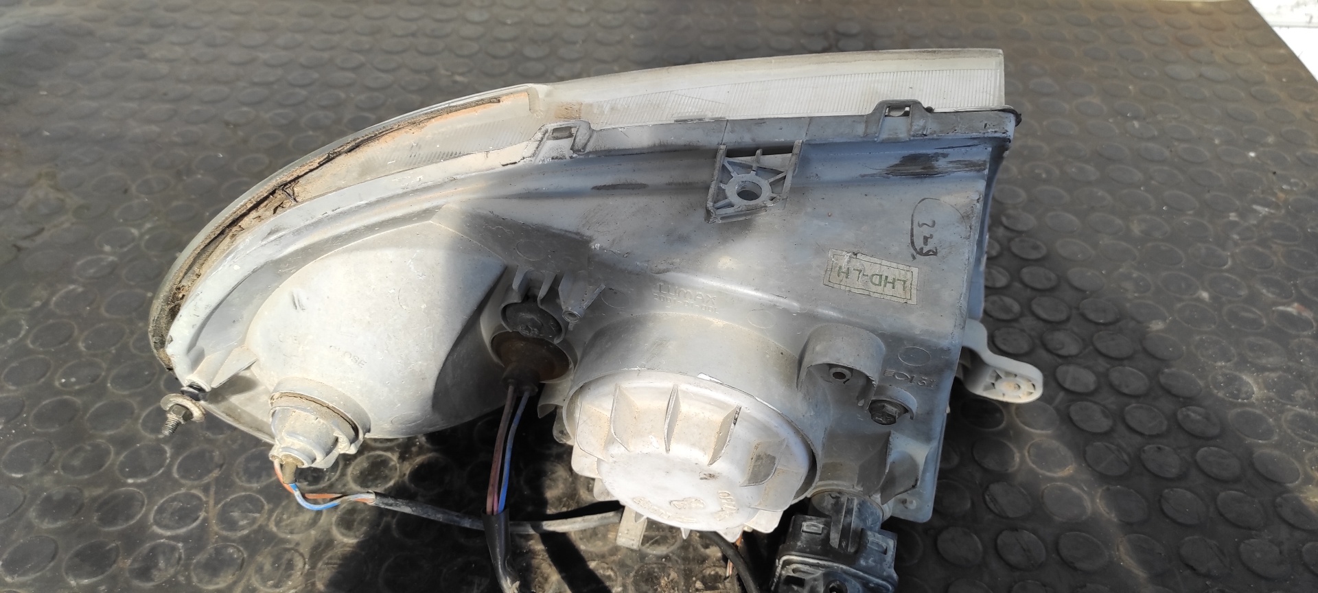 FARO IZQUIERDO TATA GRAND SAFARI - vista 4