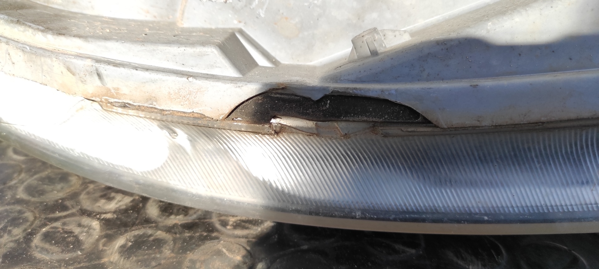 FARO IZQUIERDO TATA GRAND SAFARI - vista 5