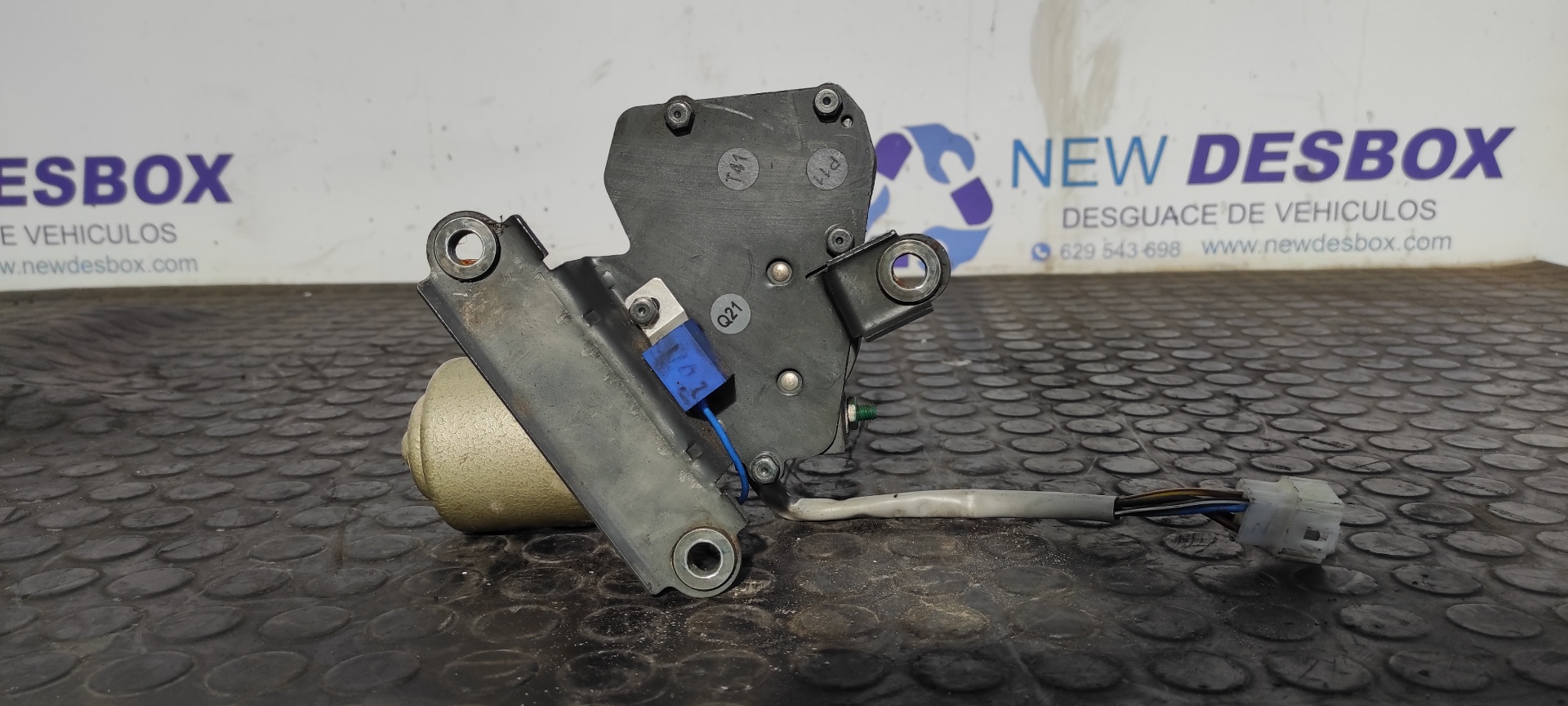 MOTOR LIMPIA TRASERO TATA GRAND SAFARI - vista 2