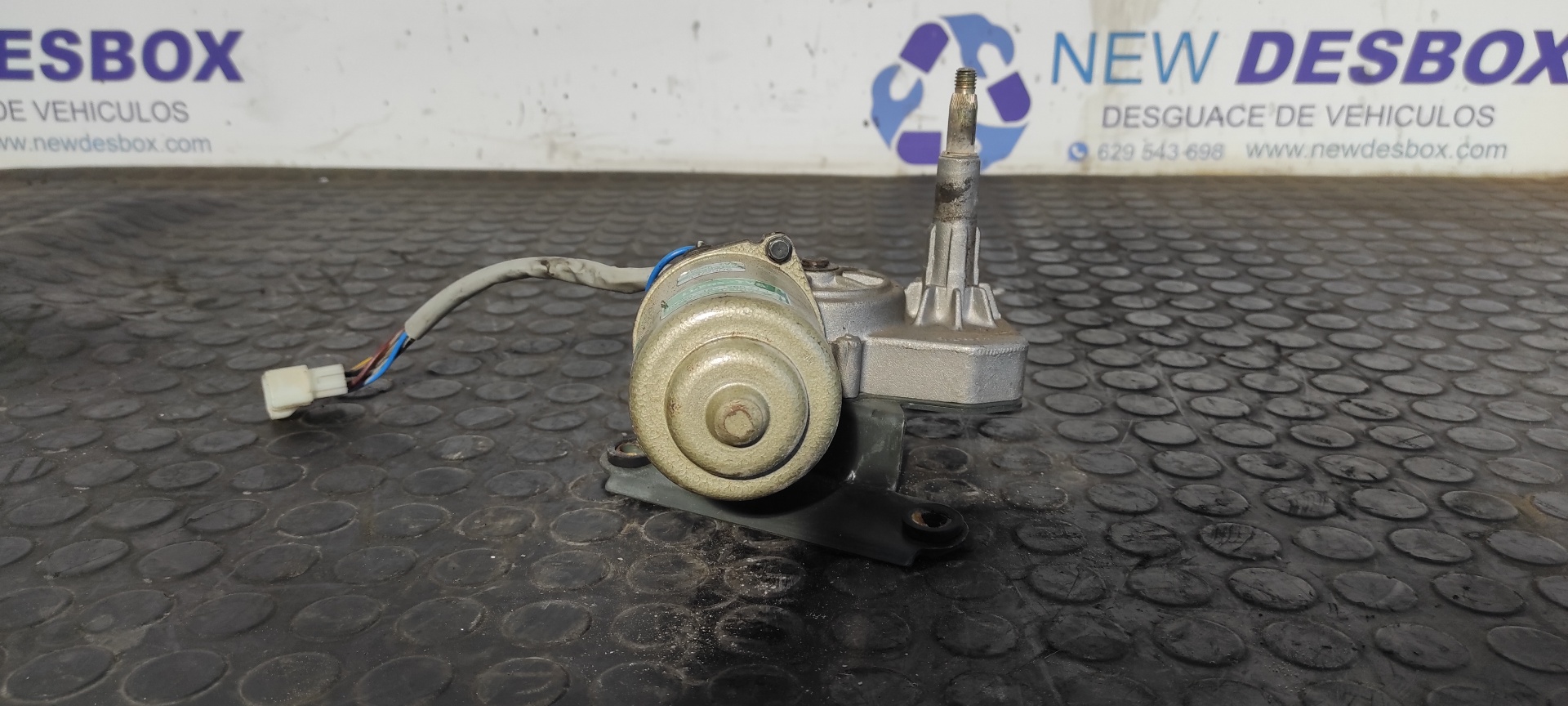 MOTOR LIMPIA TRASERO TATA GRAND SAFARI - vista 4