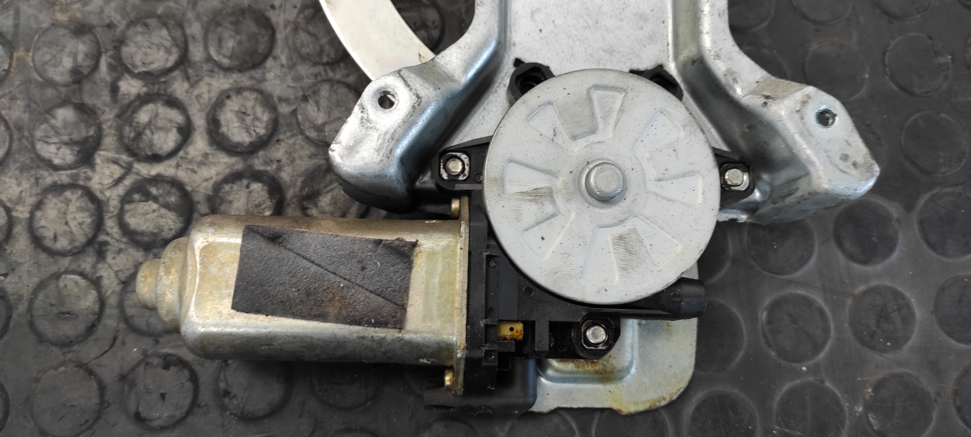 ELEVALUNAS TRASERO IZQUIERDO LAND ROVER DISCOVERY (LT) - vista 2