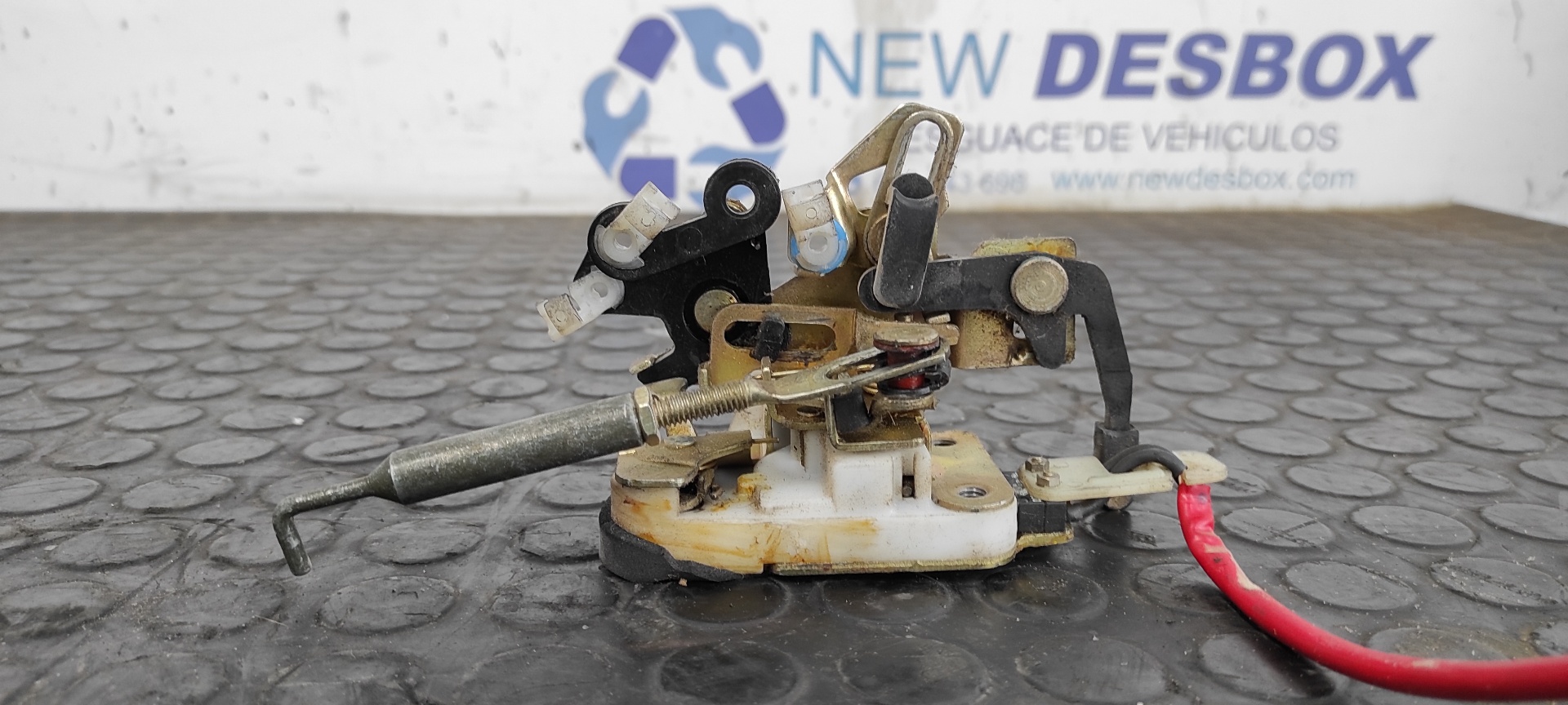 CERRADURA PUERTA TRASERA DERECHA TATA GRAND SAFARI - vista 7