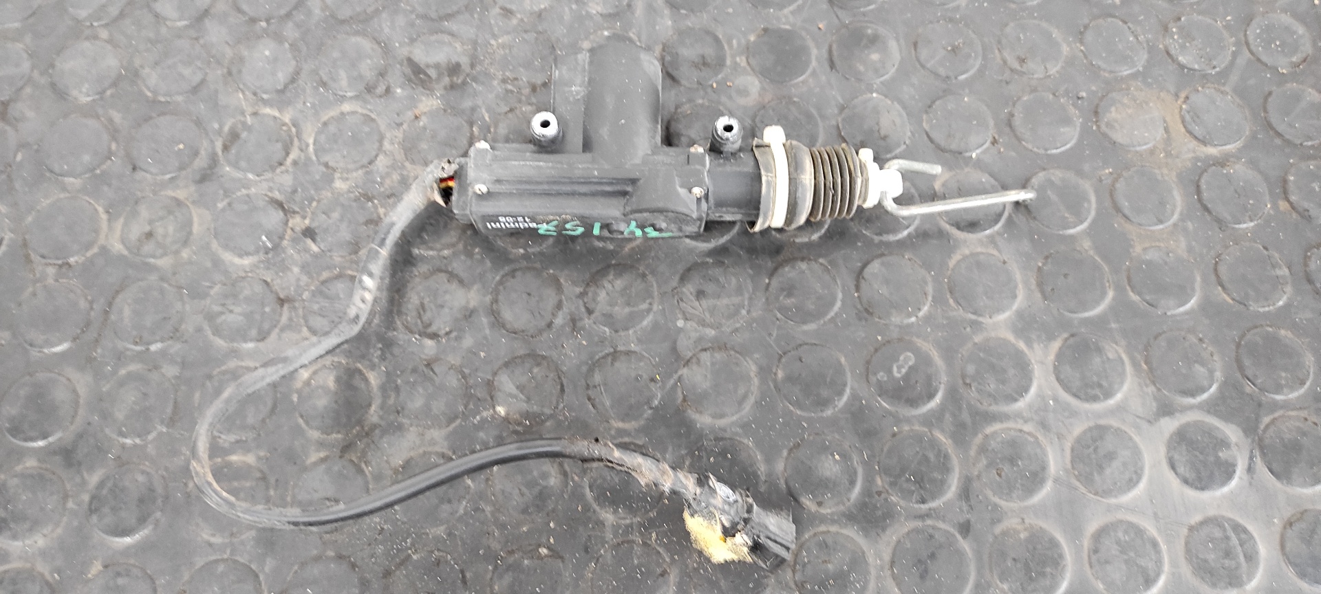 CERRADURA PUERTA TRASERA DERECHA TATA GRAND SAFARI - vista 6