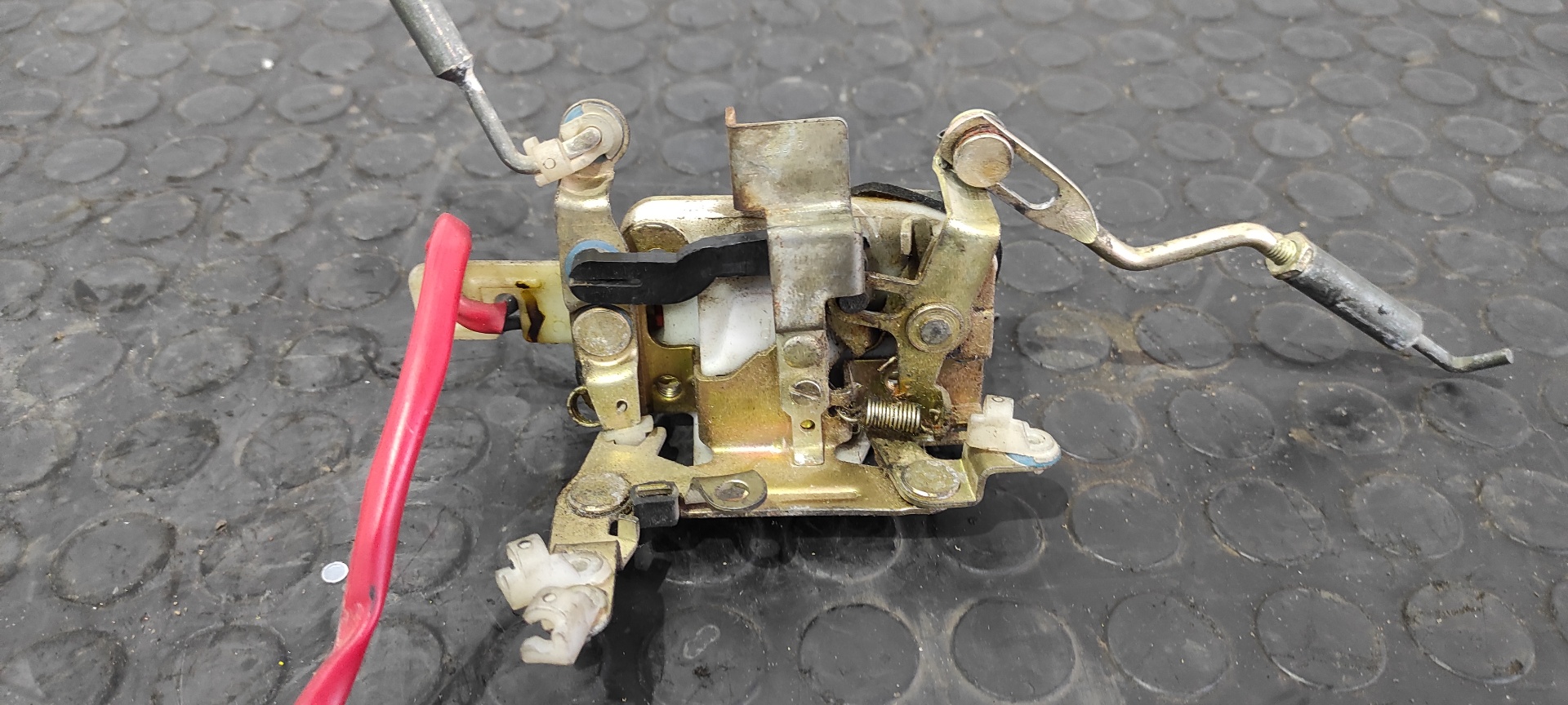 CERRADURA PUERTA DELANTERA DERECHA TATA GRAND SAFARI - vista 5