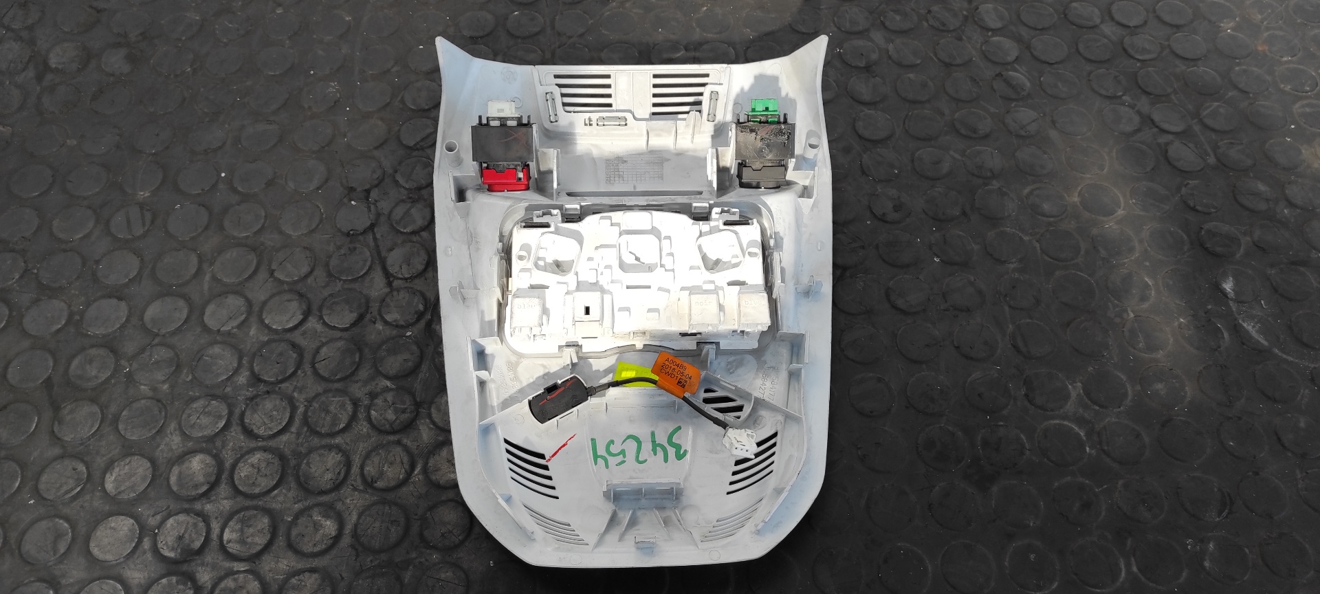 LUZ INTERIOR PEUGEOT 3008 - vista 6