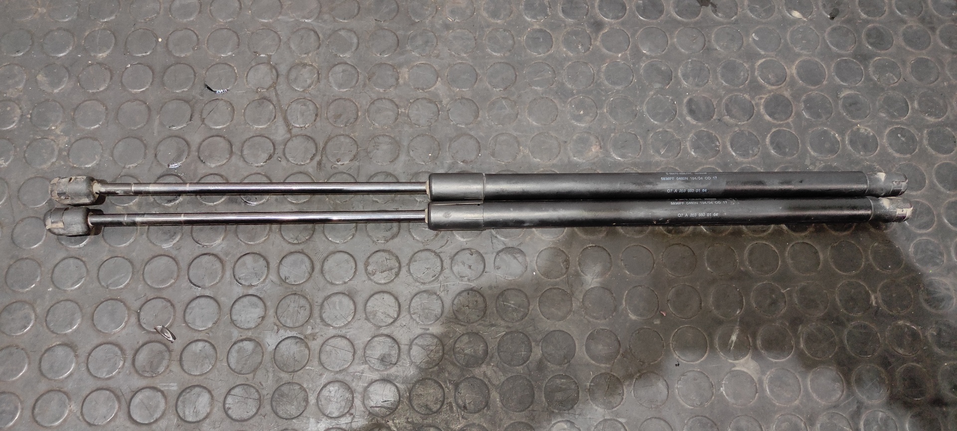 AMORTIGUADORES MALETERO / PORTON MERCEDES-BENZ CLASE C (W203) SPORTCOUPE