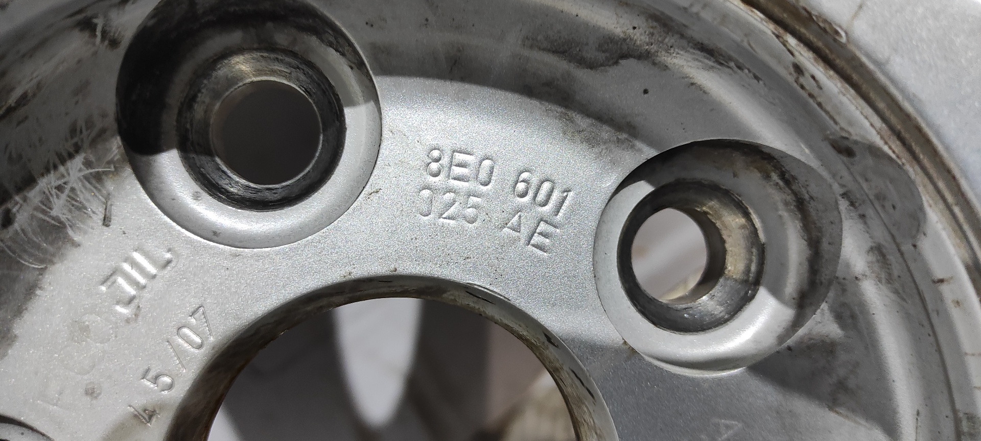 JUEGO LLANTAS AUDI A6 AVANT (4B5) - vista 4