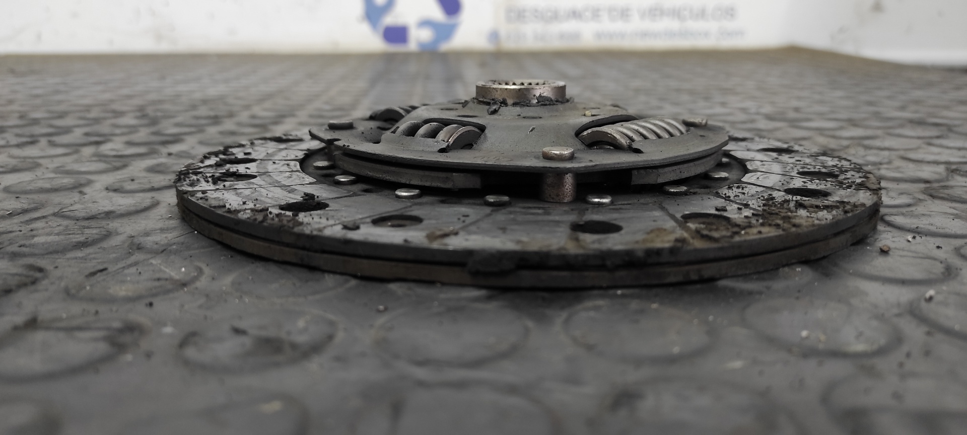 KIT EMBRAGUE VOLKSWAGEN GOLF III BERLINA (1H1) - vista 4