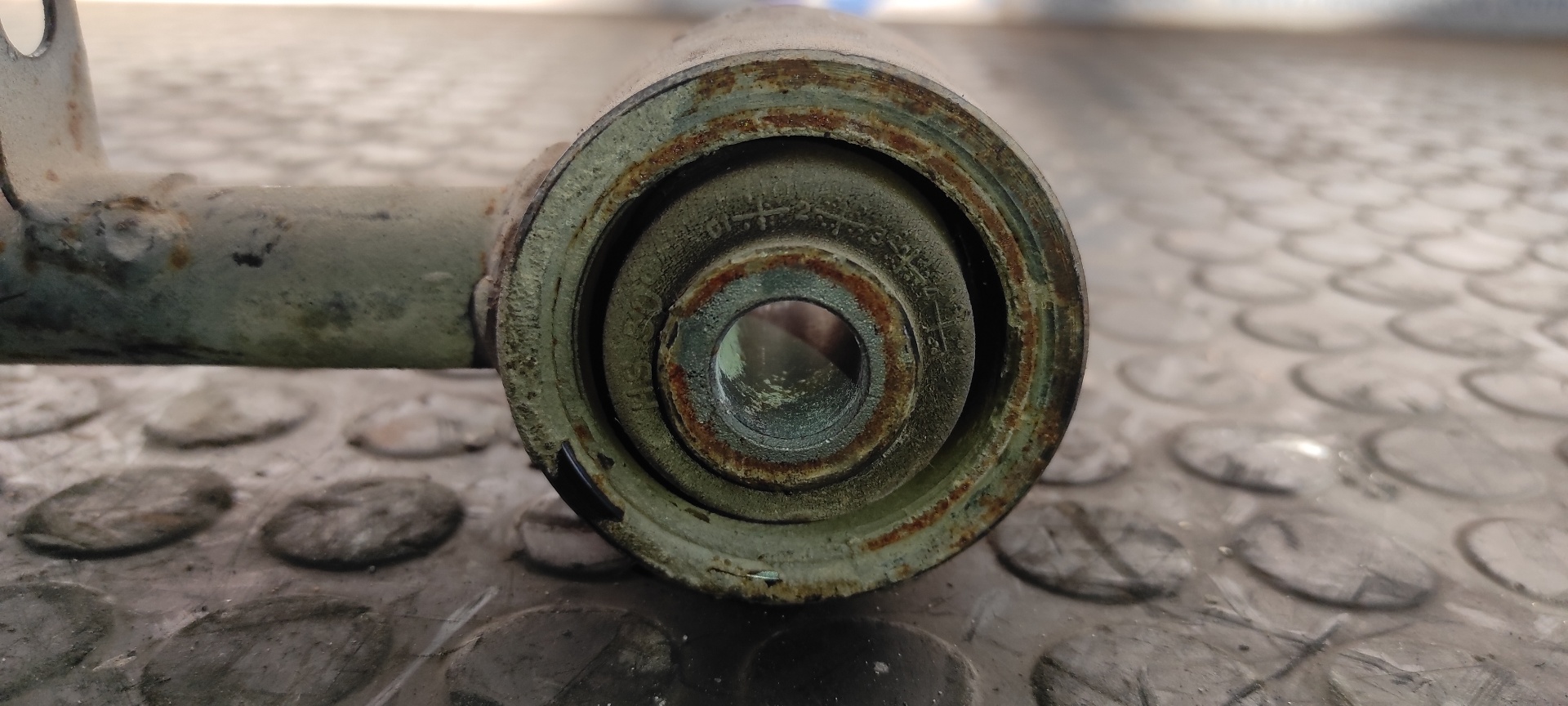 BRAZO IZQUIERDO SUPERIOR TRASERO SSANGYONG REXTON - vista 3