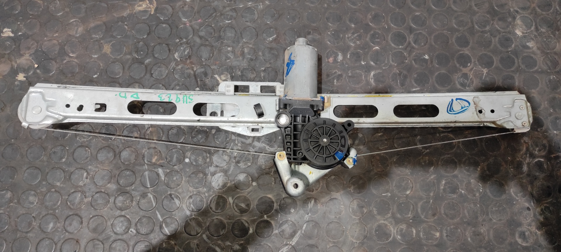 ELEVALUNAS DELANTERO DERECHO MERCEDES-BENZ CLASE A (W168)