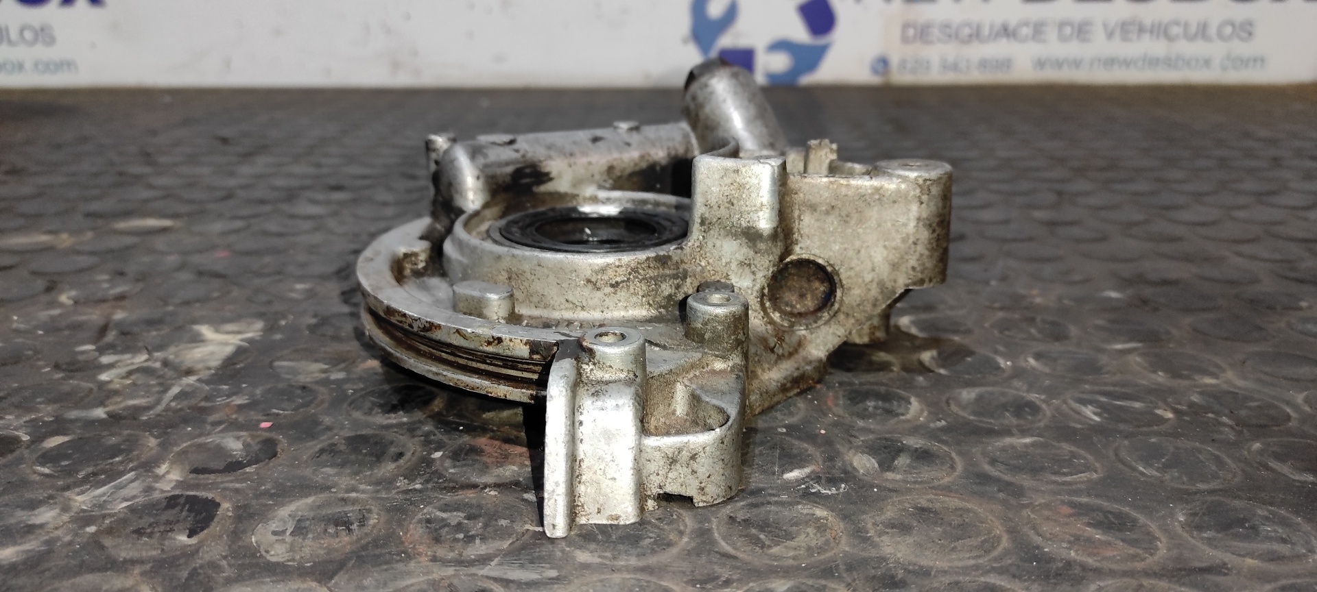 BOMBA ACEITE PORSCHE 924 2.0 - vista 2