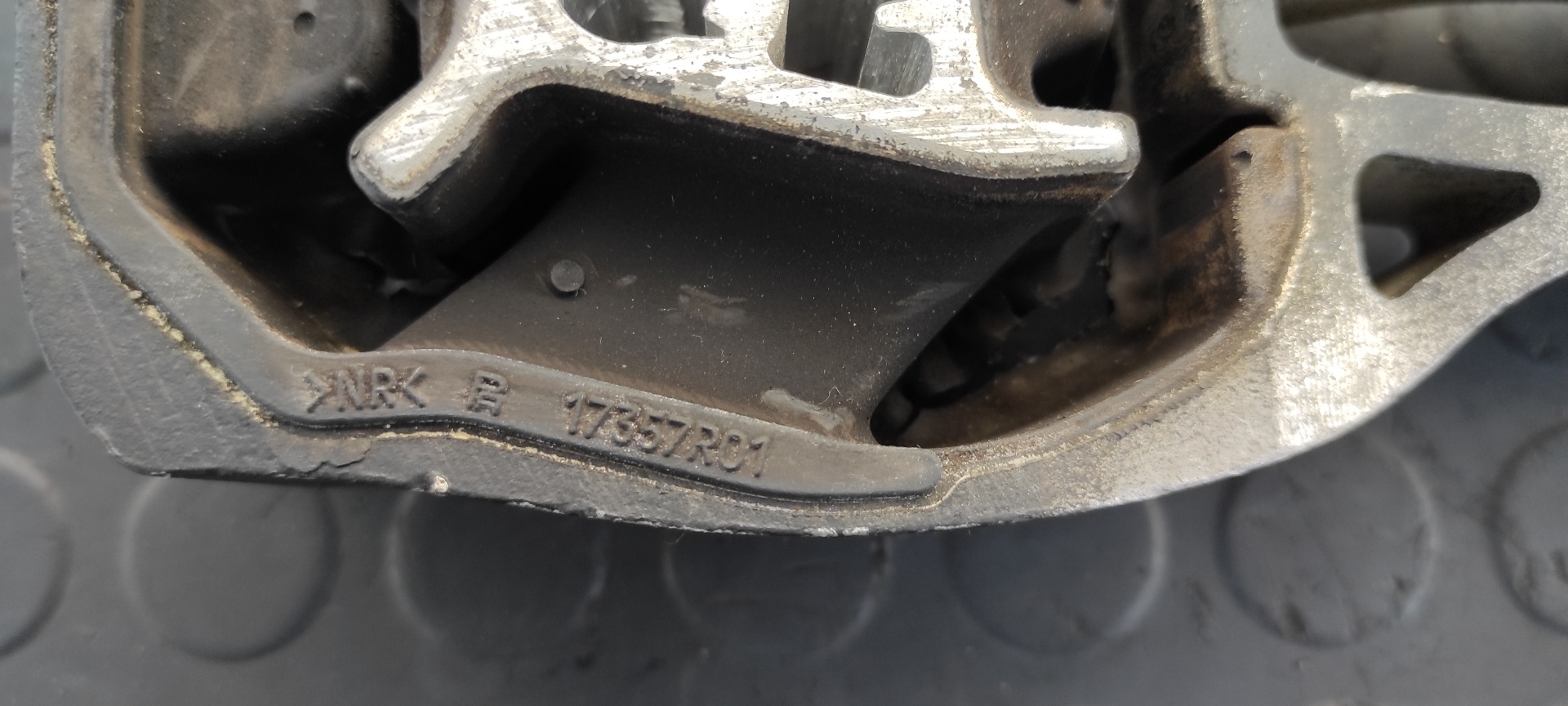 SOPORTE MOTOR PEUGEOT 3008 - vista 12