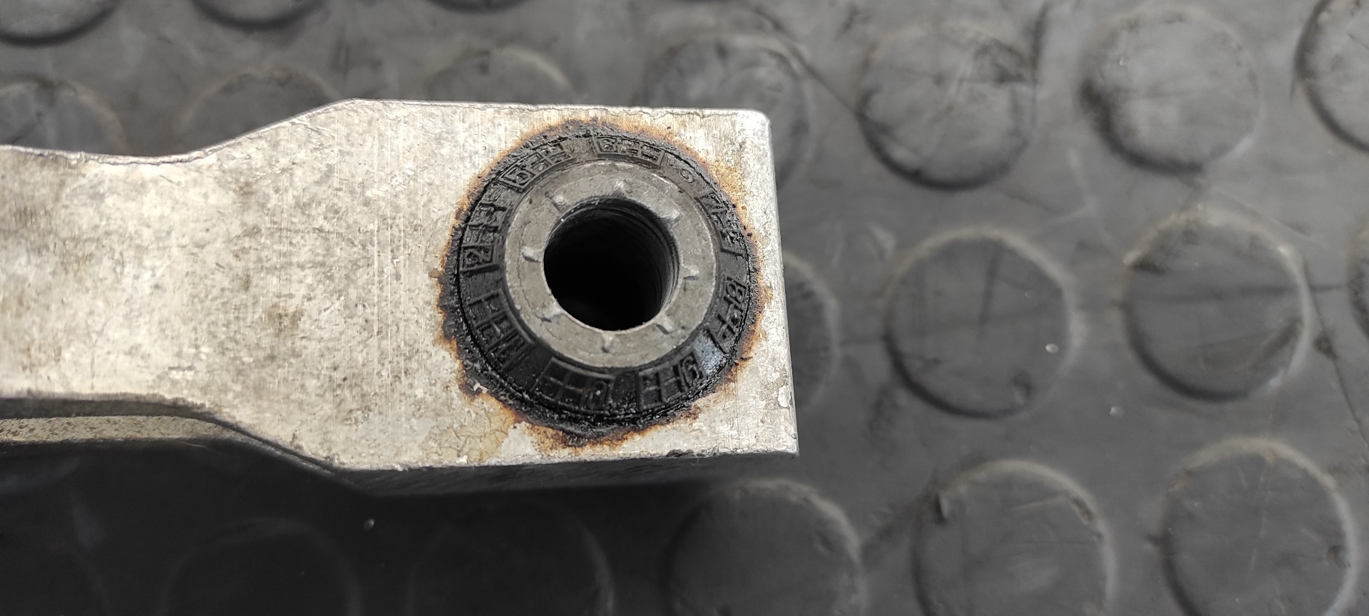 SOPORTE MOTOR PEUGEOT 3008 - vista 4