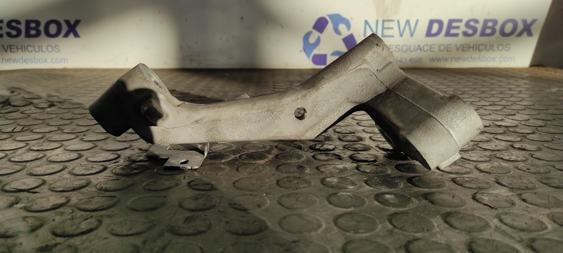 PUENTE DELANTERO PEUGEOT 3008