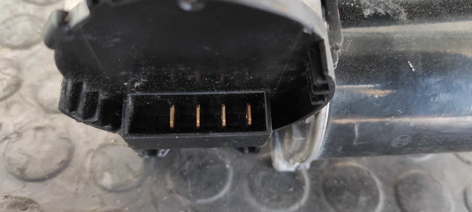 MOTOR LIMPIA DELANTERO VOLKSWAGEN PASSAT BERLINA (3B2) - vista 2