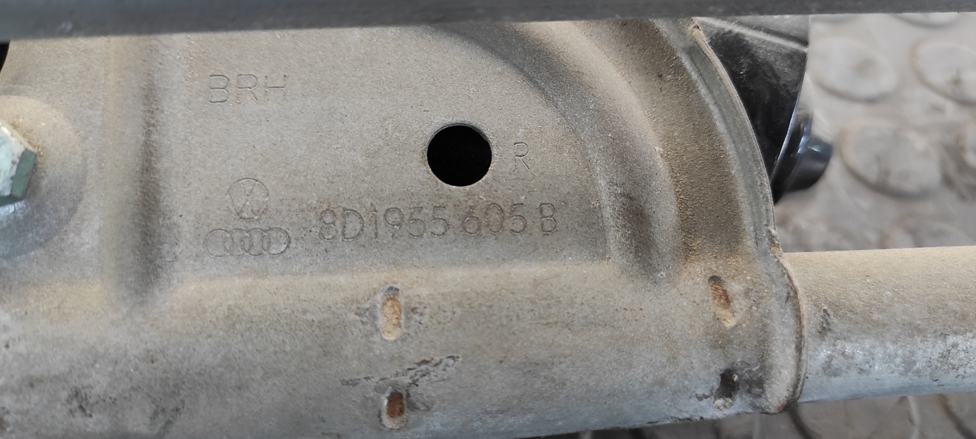 MOTOR LIMPIA DELANTERO VOLKSWAGEN PASSAT BERLINA (3B2) - vista 5