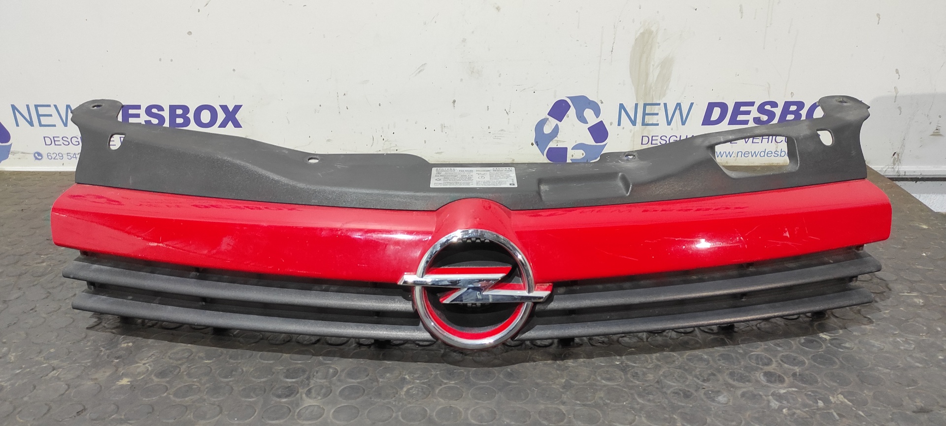 REJILLA DELANTERA OPEL ASTRA H BER.