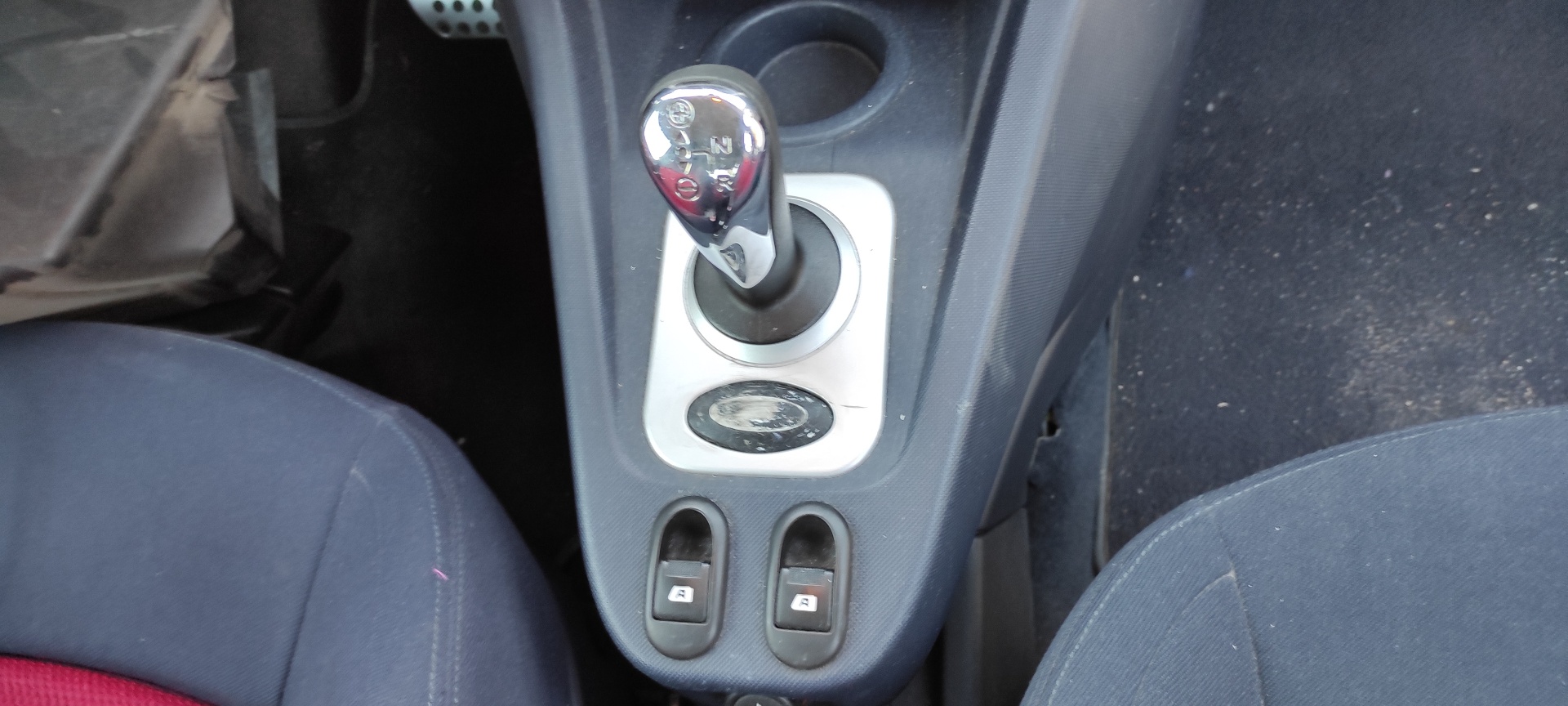 ABS PEUGEOT 1007 - vista 8