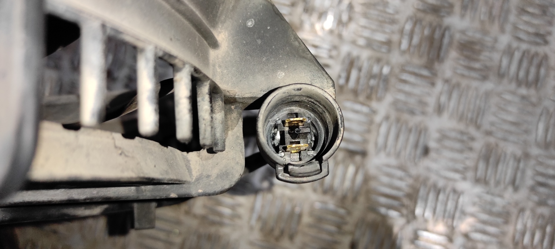 ELECTROVENTILADOR LAND ROVER DISCOVERY (LT) - vista 3